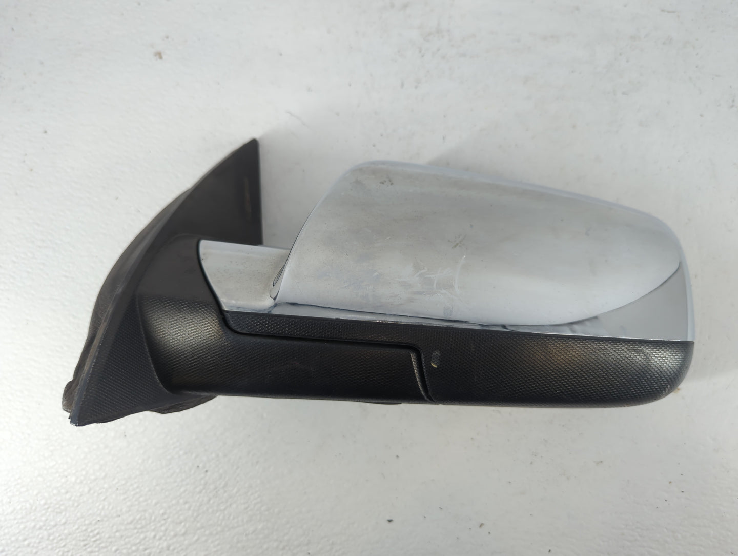 2011-2013 Chevrolet Equinox Driver Side View Mirror - Left Door Mirror OEM Used - Oemusedautoparts1.com