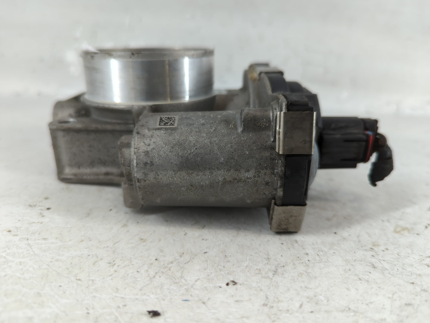 2012-2015 Chevrolet Equinox Throttle Body P/N:12632101CA Fits Fits 2012 2013 2014 2015 OEM Used Auto Parts - Oemusedautopart
