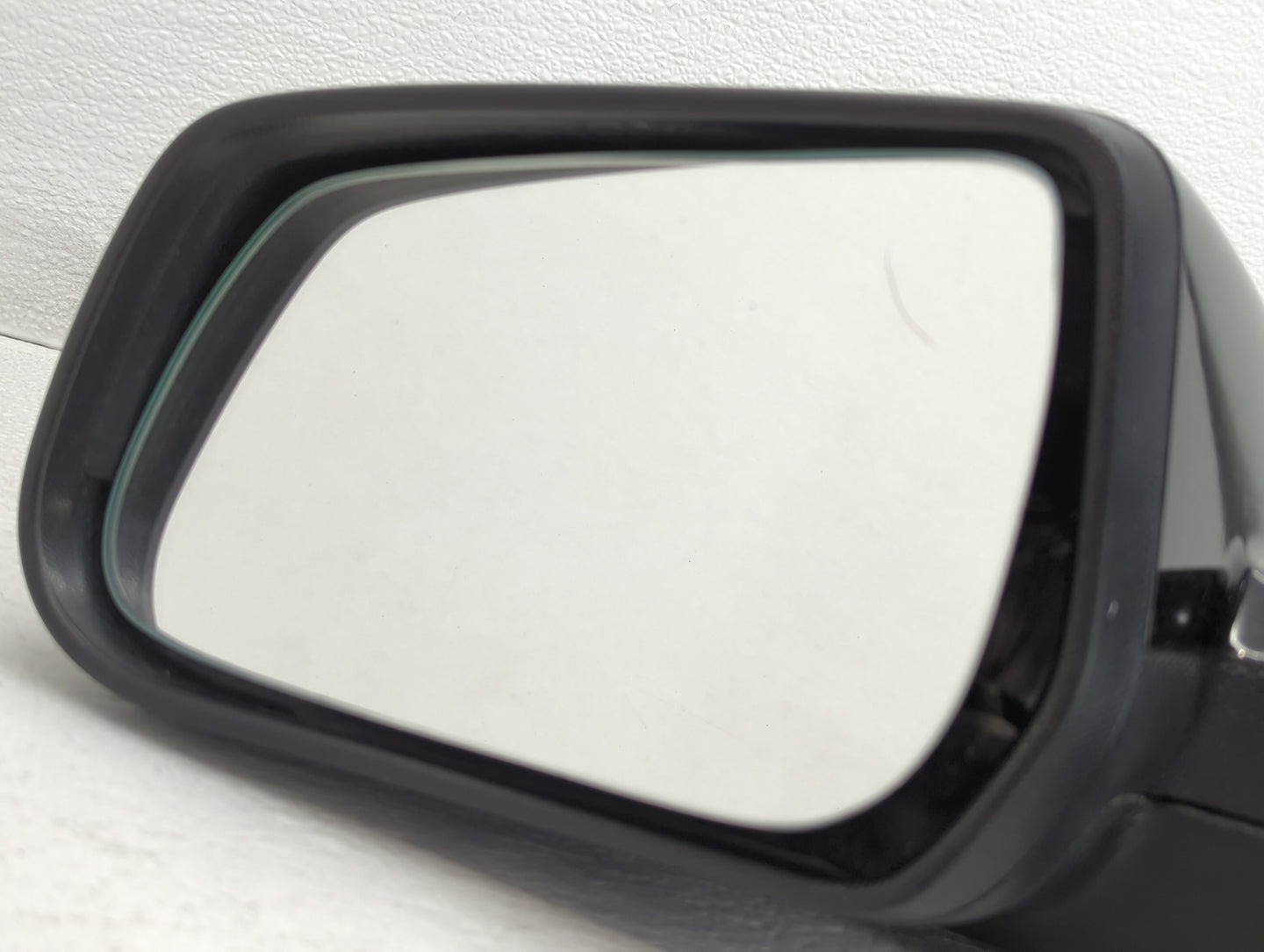 2011-2014 Chevrolet Equinox Driver Side View Mirror - Left Door Mirror OEM Used - Oemusedautoparts1.com