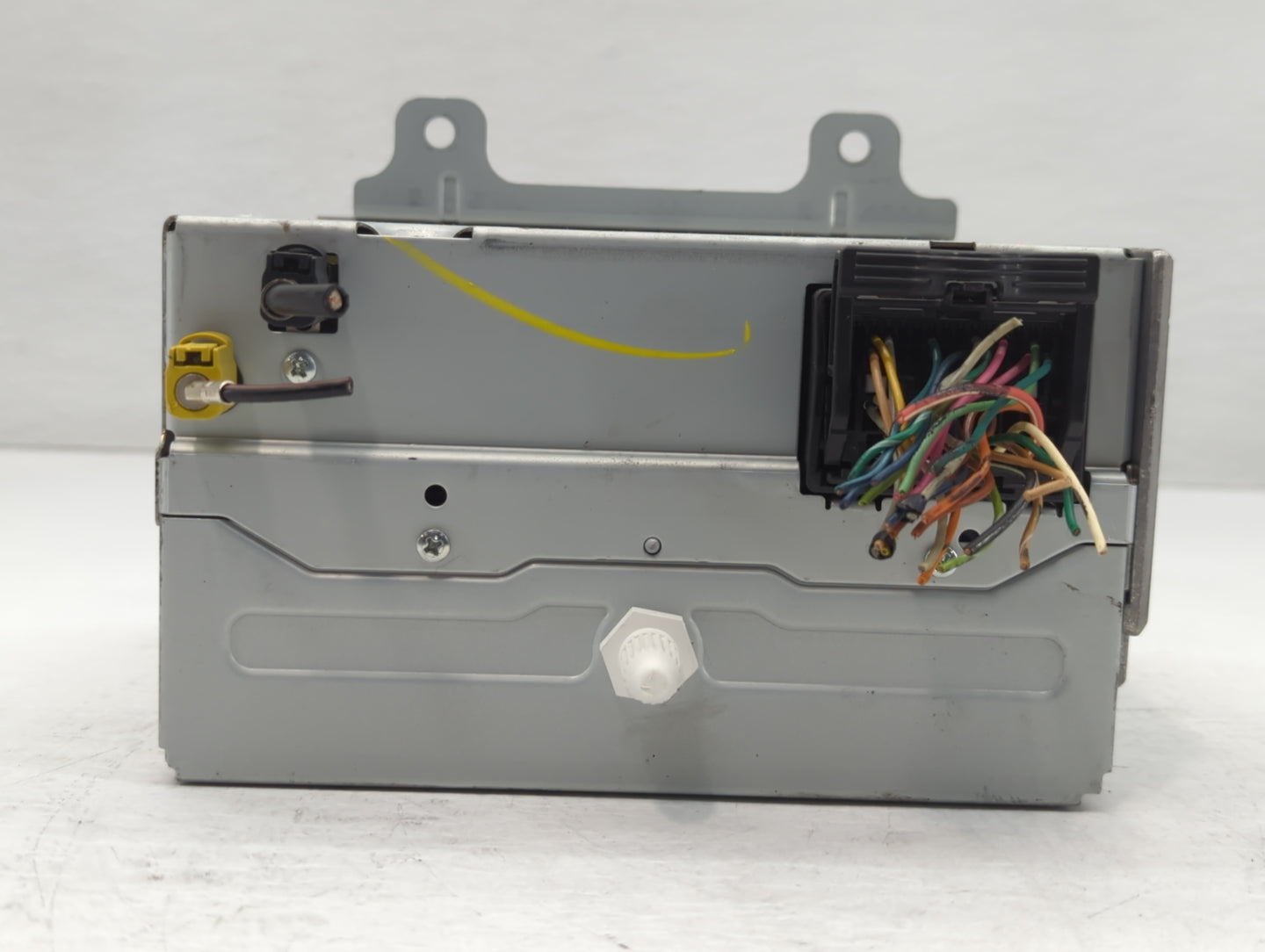 2012-2012 Chevrolet Equinox Am Fm Cd Player Radio Receiver - Oemusedautoparts1.com