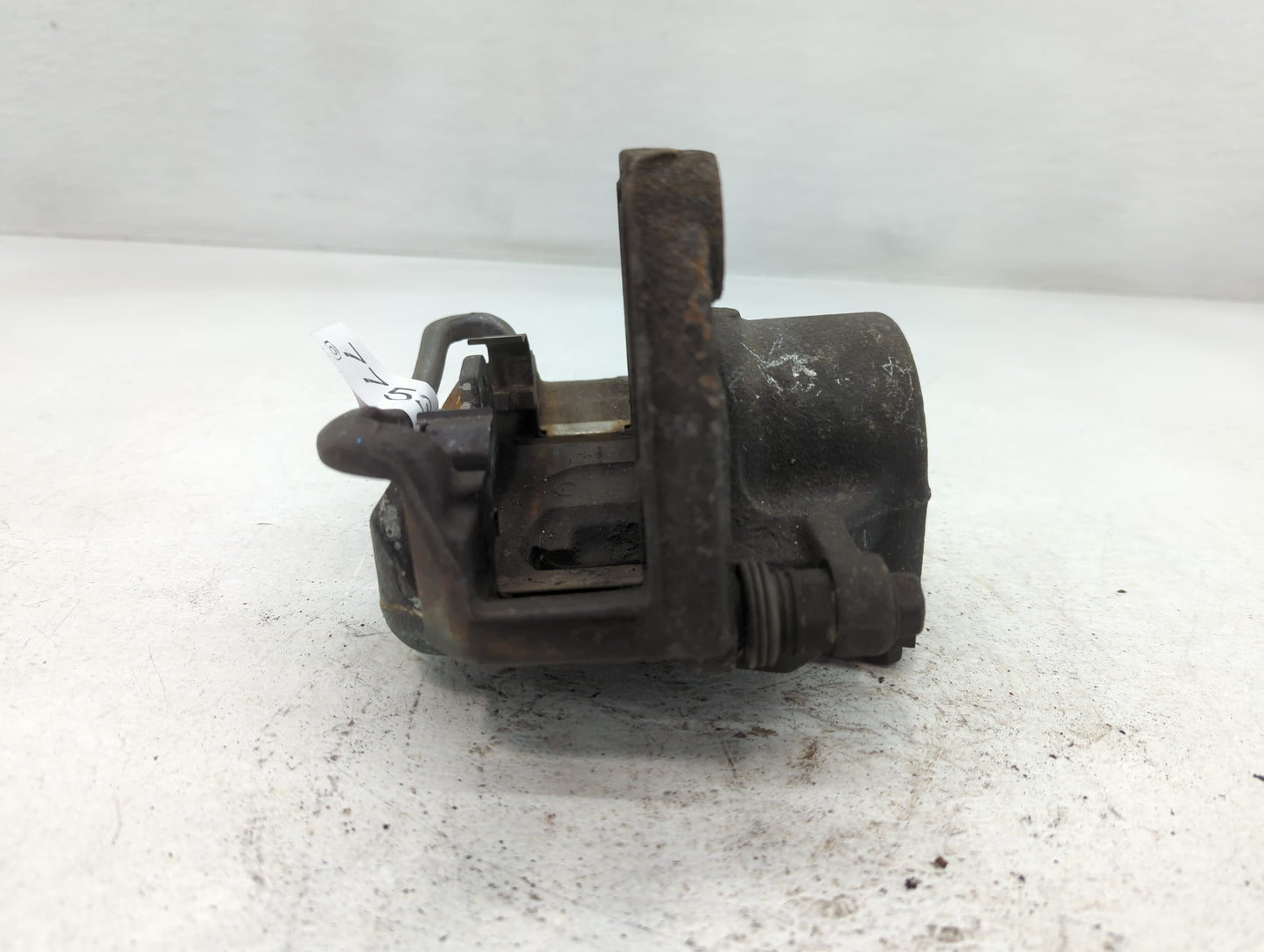 2010-2017 Chevrolet Equinox Front Driver Left Brake Caliper - Oemusedautoparts1.com