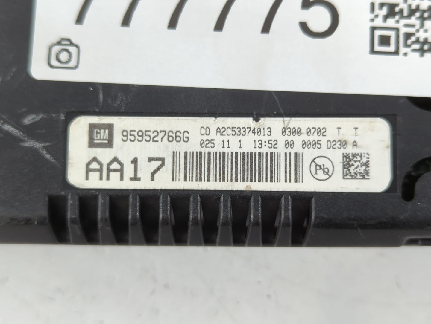 2010-2015 Chevrolet Equinox Information Display Screen - Oemusedautoparts1.com