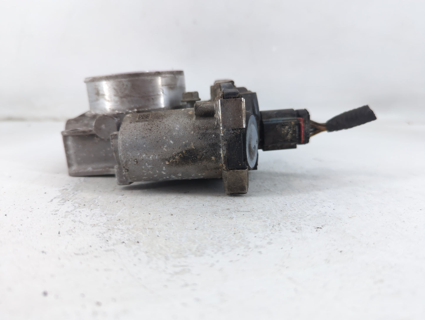 2012-2015 Chevrolet Equinox Throttle Body P/N:12632101CA Fits Fits 2012 2013 2014 2015 OEM Used Auto Parts - Oemusedautopart