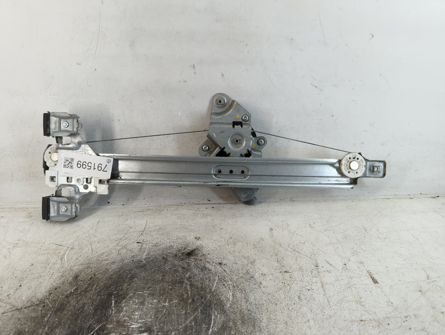 2012-2017 Chevrolet Equinox Window Regulator Right Passenger Rear - Oemusedautoparts1.com