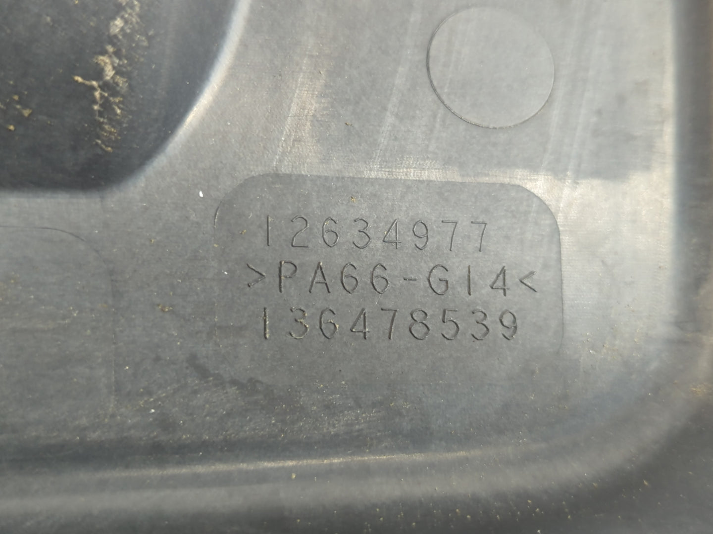 2012 Chevrolet Equinox Engine Cover - Oemusedautoparts1.com