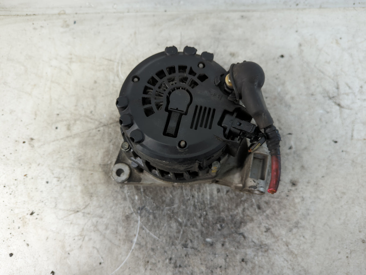 2010-2012 Chevrolet Equinox Alternator Replacement Generator Charging Assembly Engine OEM P/N:800-228-9672 Fits OEM Used Aut
