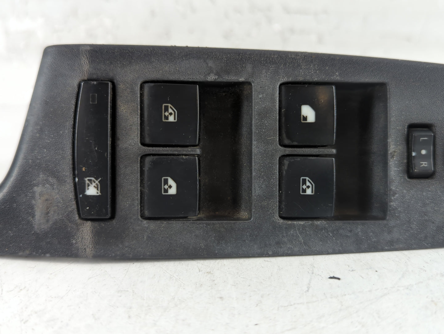 2010-2017 Chevrolet Equinox Master Power Window Switch Replacement Driver Side Left P/N:20917599 Fits OEM Used Auto Parts - 