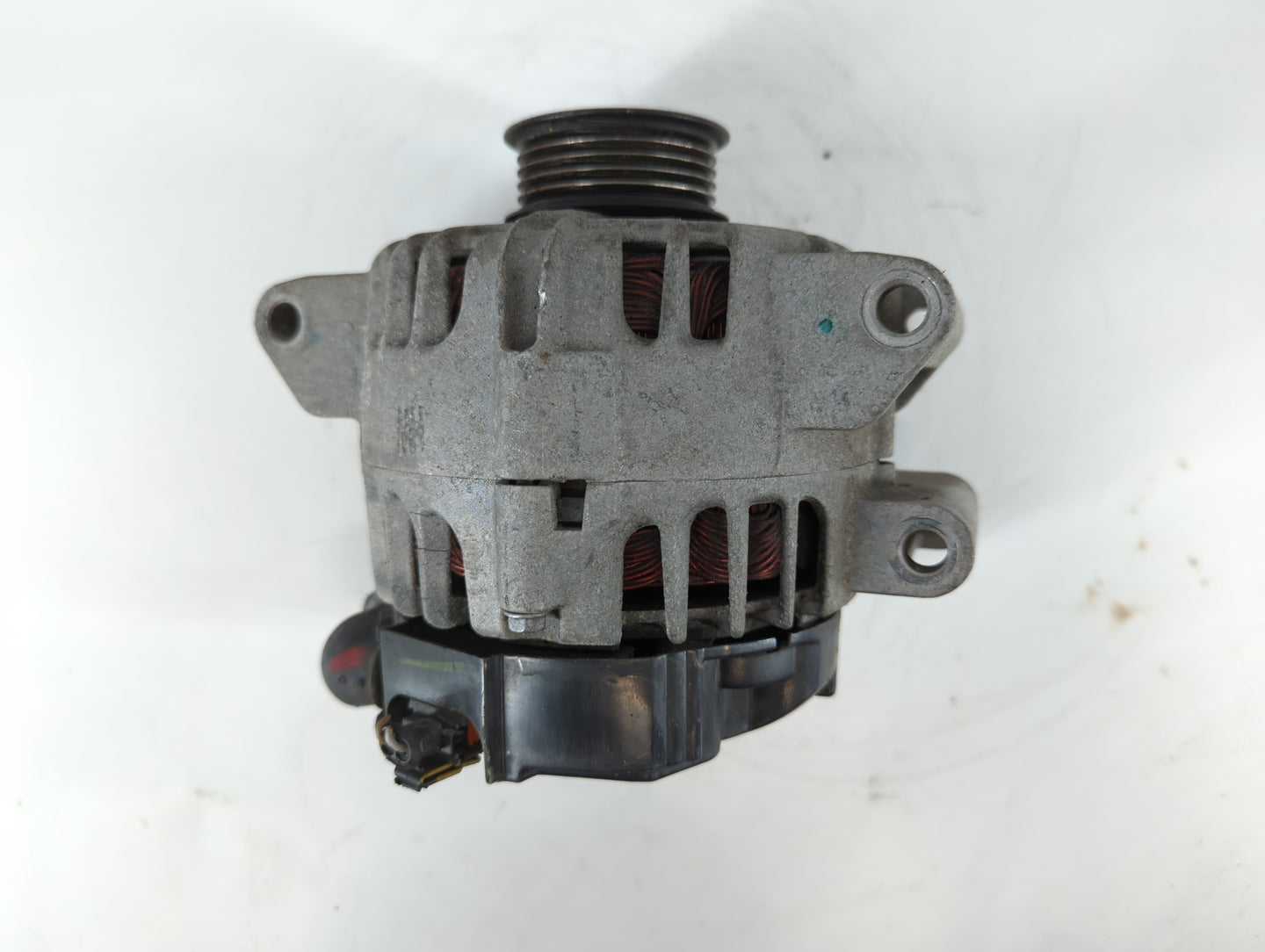 2010-2017 Chevrolet Equinox Alternator Replacement Generator Charging Assembly Engine OEM P/N:13500315 Fits OEM Used Auto Pa