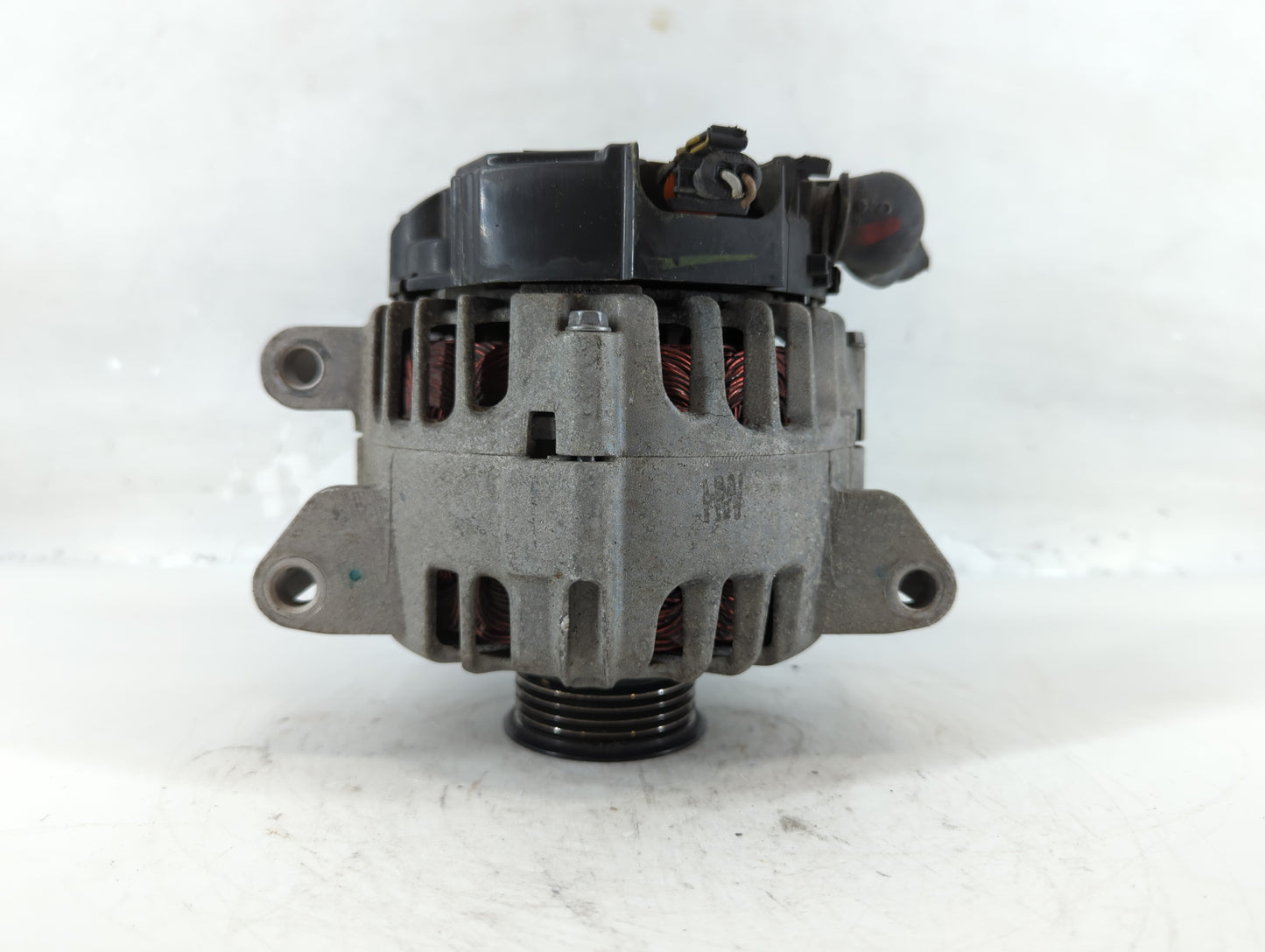 2010-2017 Chevrolet Equinox Alternator Replacement Generator Charging Assembly Engine OEM P/N:13500315 Fits OEM Used Auto Pa