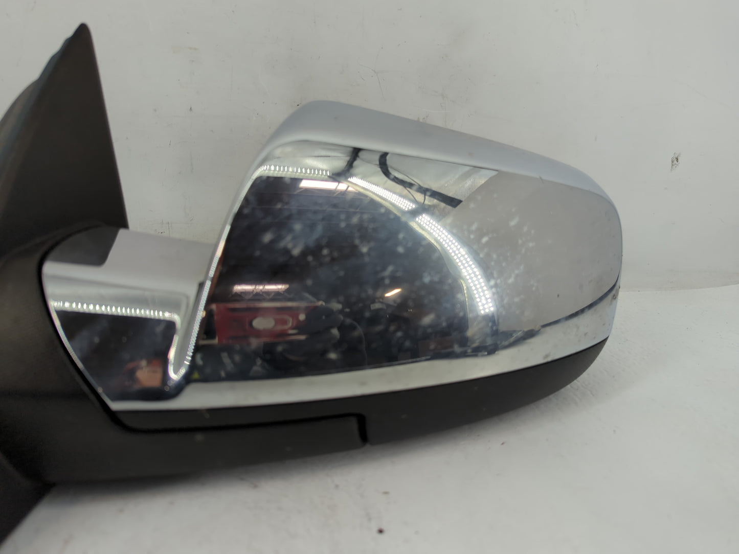2011-2013 Chevrolet Equinox Driver Side View Mirror - Left Door Mirror OEM Used - Oemusedautoparts1.com