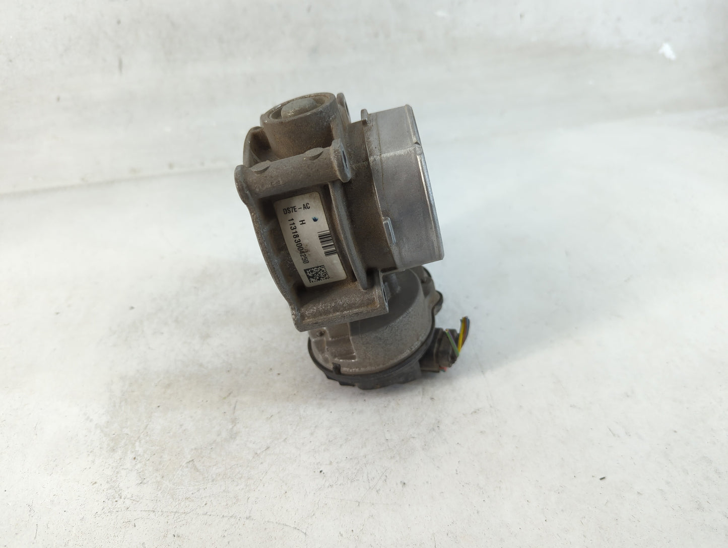 2012 Chevrolet Equinox Throttle Body P/N:113183004250 DS7E-AC Fits OEM Used Auto Parts - Oemusedautoparts1.com