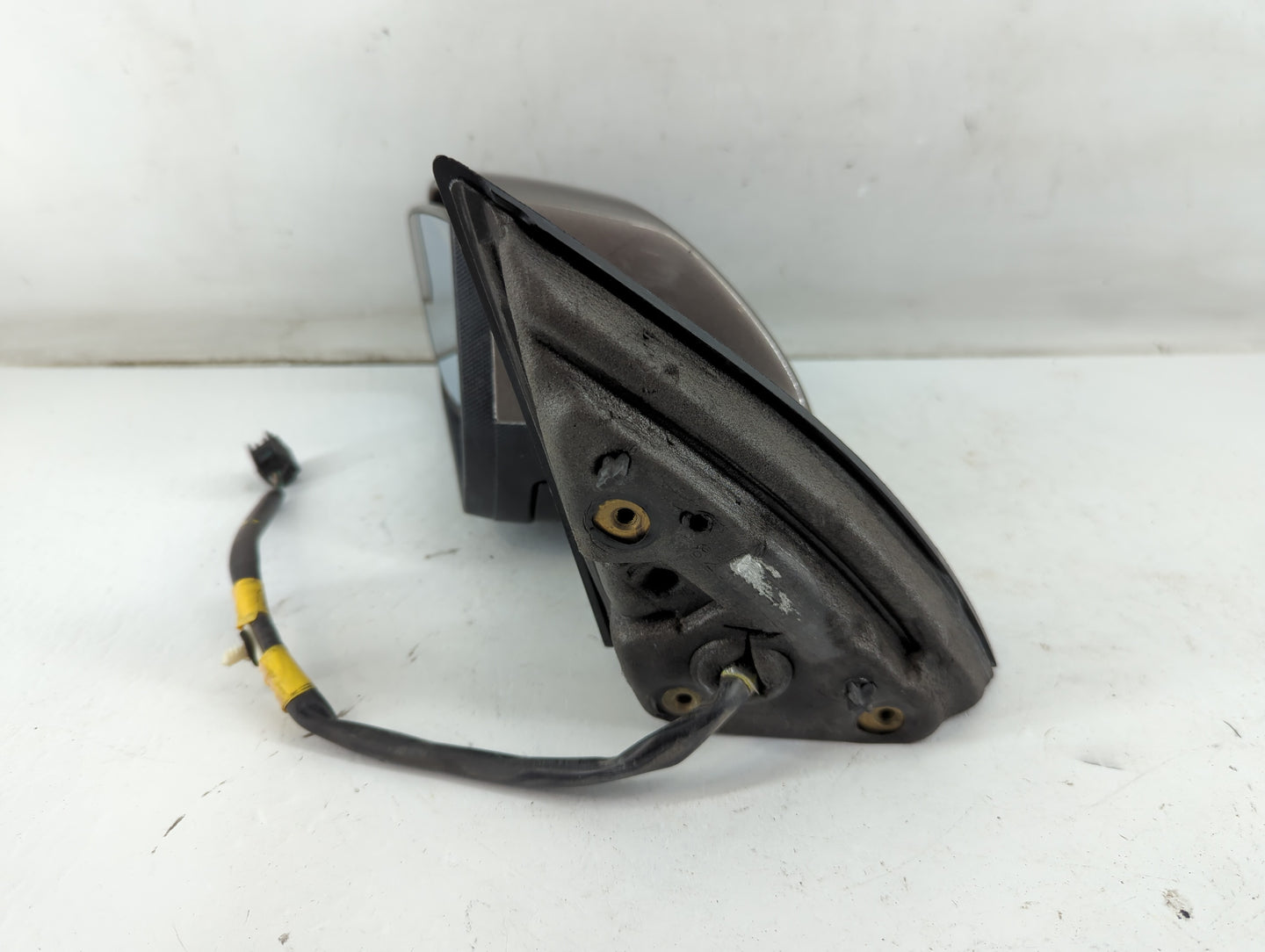 2011-2014 Chevrolet Equinox Driver Side View Mirror - Left Door Mirror OEM Used - Oemusedautoparts1.com