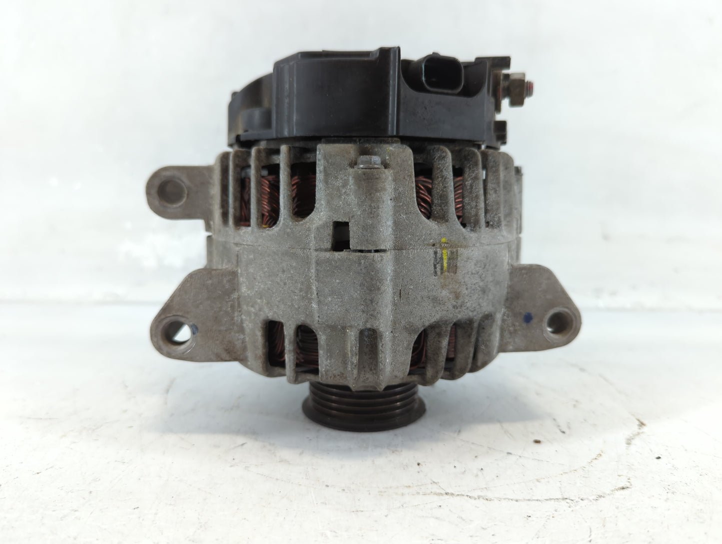 2010-2017 Chevrolet Equinox Alternator Replacement Generator Charging Assembly Engine OEM P/N:13500315 Fits OEM Used Auto Pa