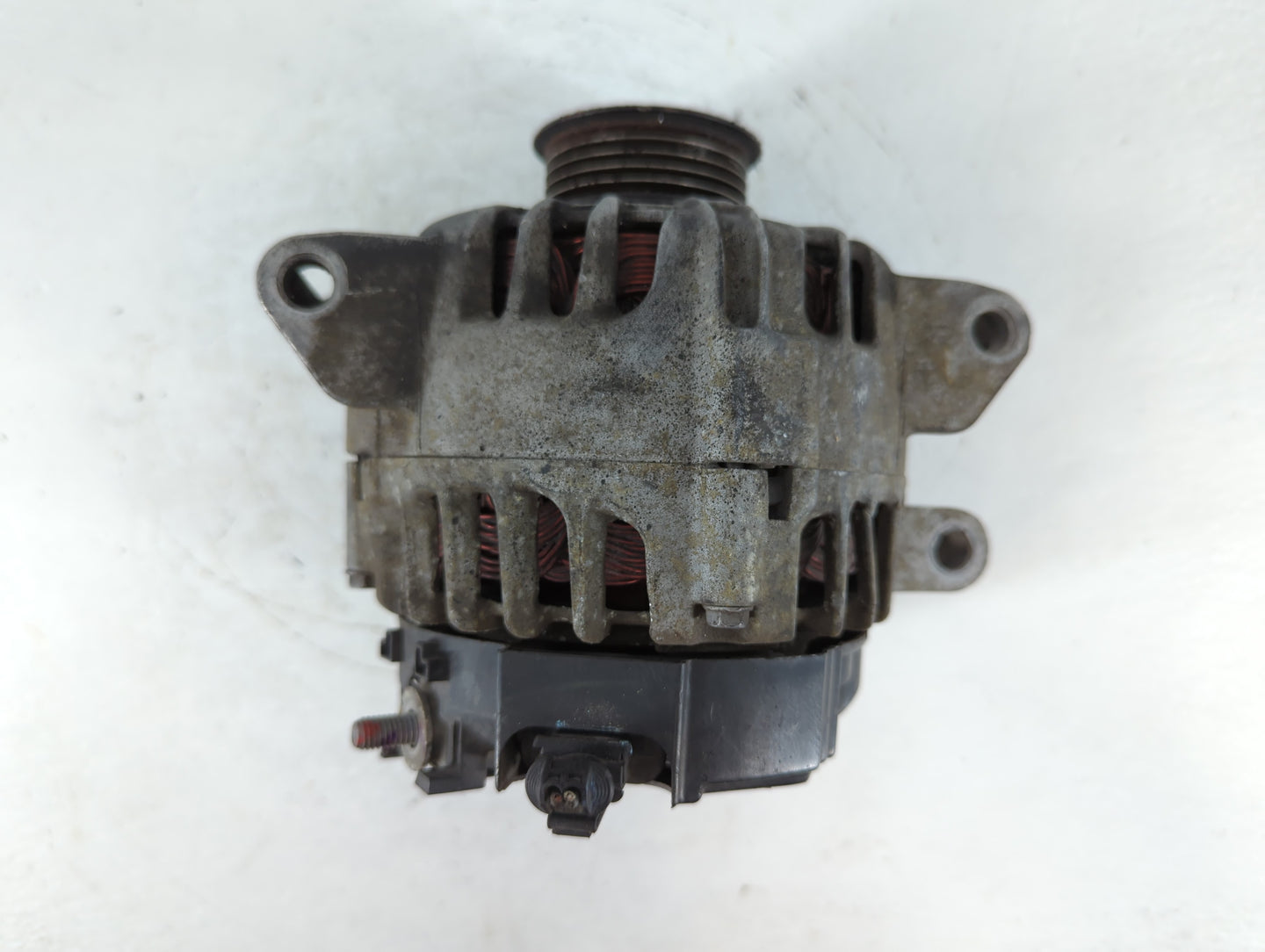 2010-2017 Chevrolet Equinox Alternator Replacement Generator Charging Assembly Engine OEM P/N:13500315 Fits OEM Used Auto Pa