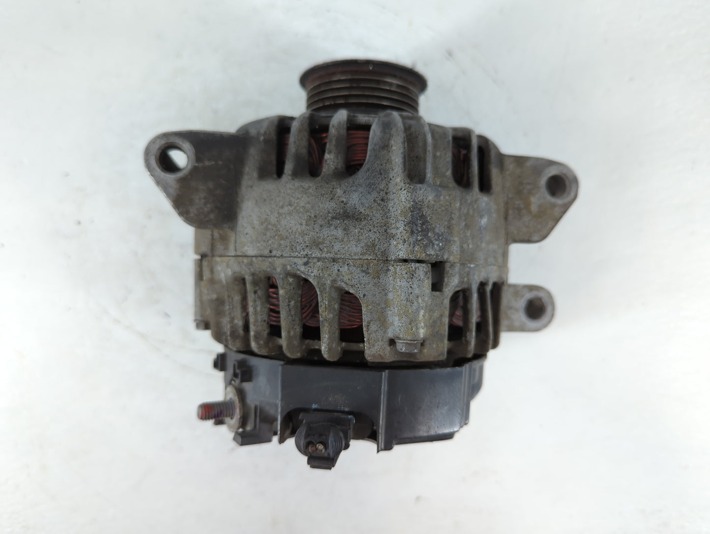2010-2017 Chevrolet Equinox Alternator Replacement Generator Charging Assembly Engine OEM P/N:13500315 Fits OEM Used Auto Pa