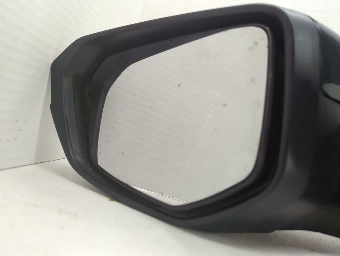 Chevrolet Express 1500 Passenger Right Side View Manual Door Mirror Black - Oemusedautoparts1.com