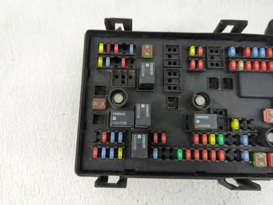 2012 Chevrolet Express 2500 Fusebox Fuse Box Panel Relay Module P/N:22741867 Fits OEM Used Auto Parts