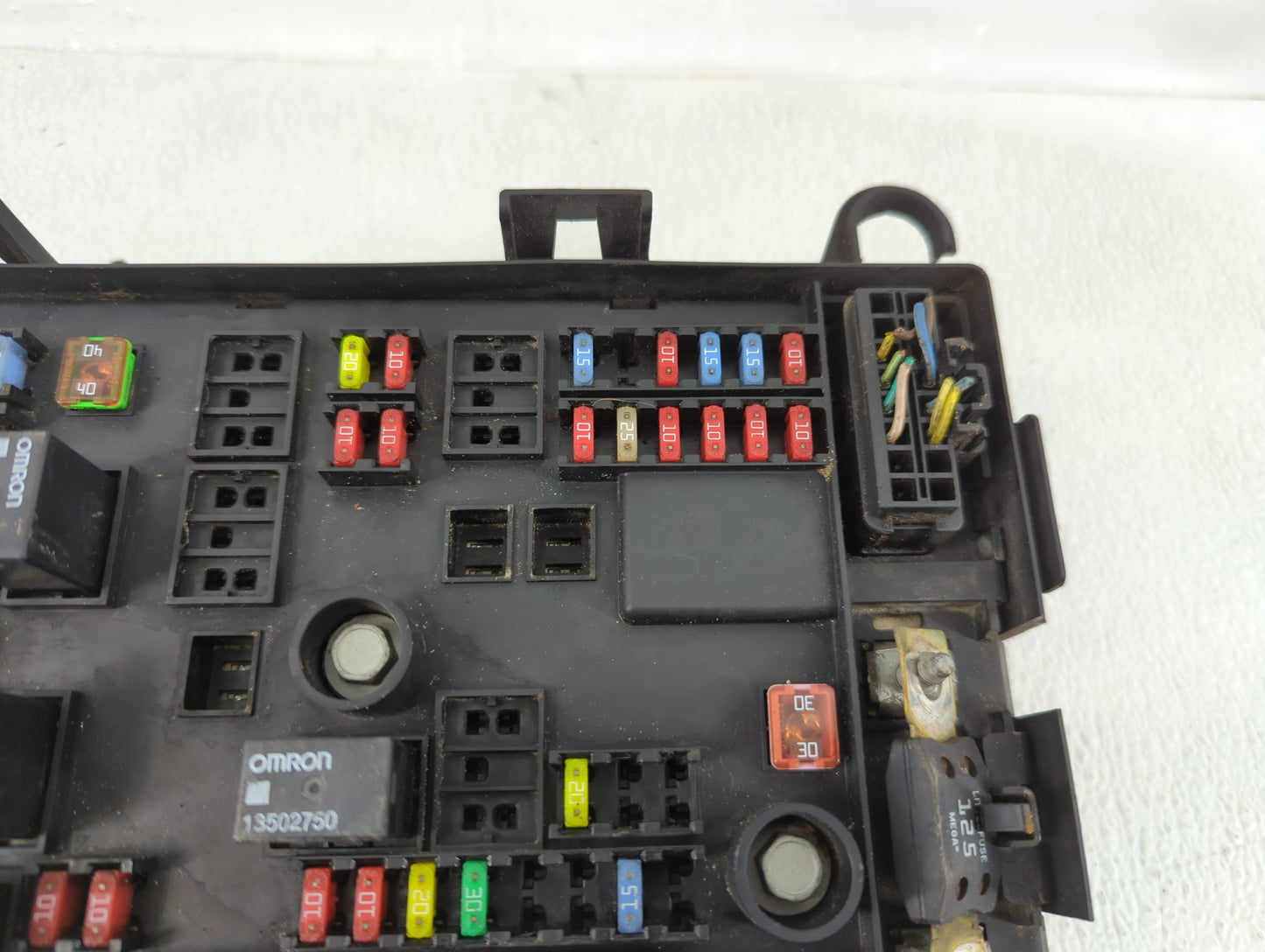 2012 Chevrolet Express 2500 Fusebox Fuse Box Panel Relay Module P/N:22741867 Fits OEM Used Auto Parts - Oemusedautoparts1.co