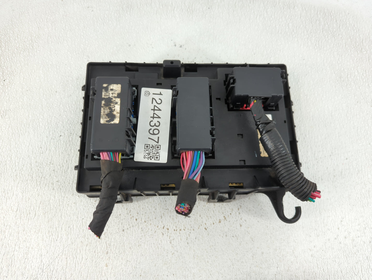 2012 Chevrolet Express 2500 Fusebox Fuse Box Panel Relay Module P/N:22741867 Fits OEM Used Auto Parts - Oemusedautoparts1.co