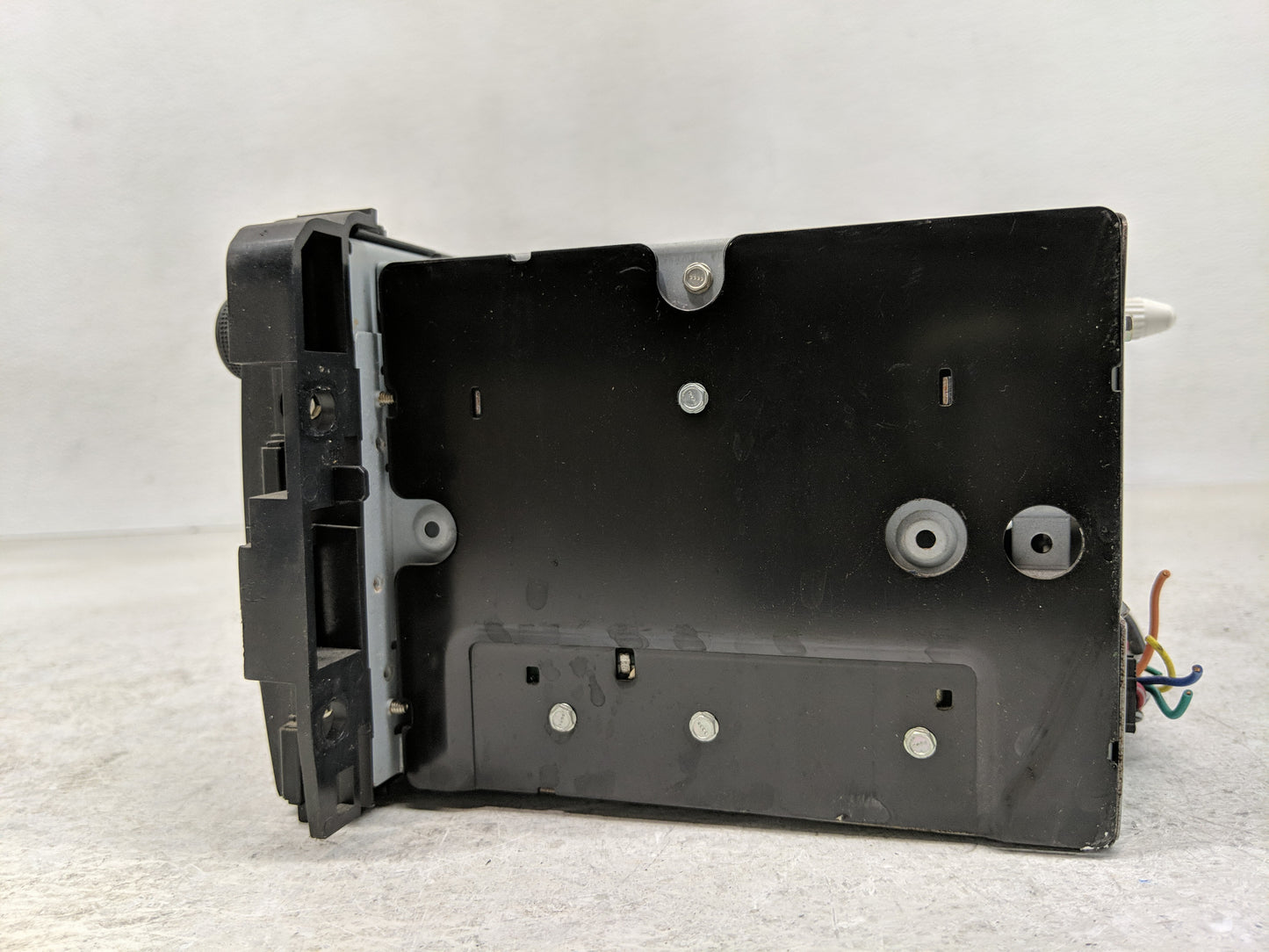 2008-2014 Chevrolet Express 2500 Radio AM FM Cd Player Receiver Replacement P/N:25942014 Fits OEM Used Auto Parts - Oemuseda