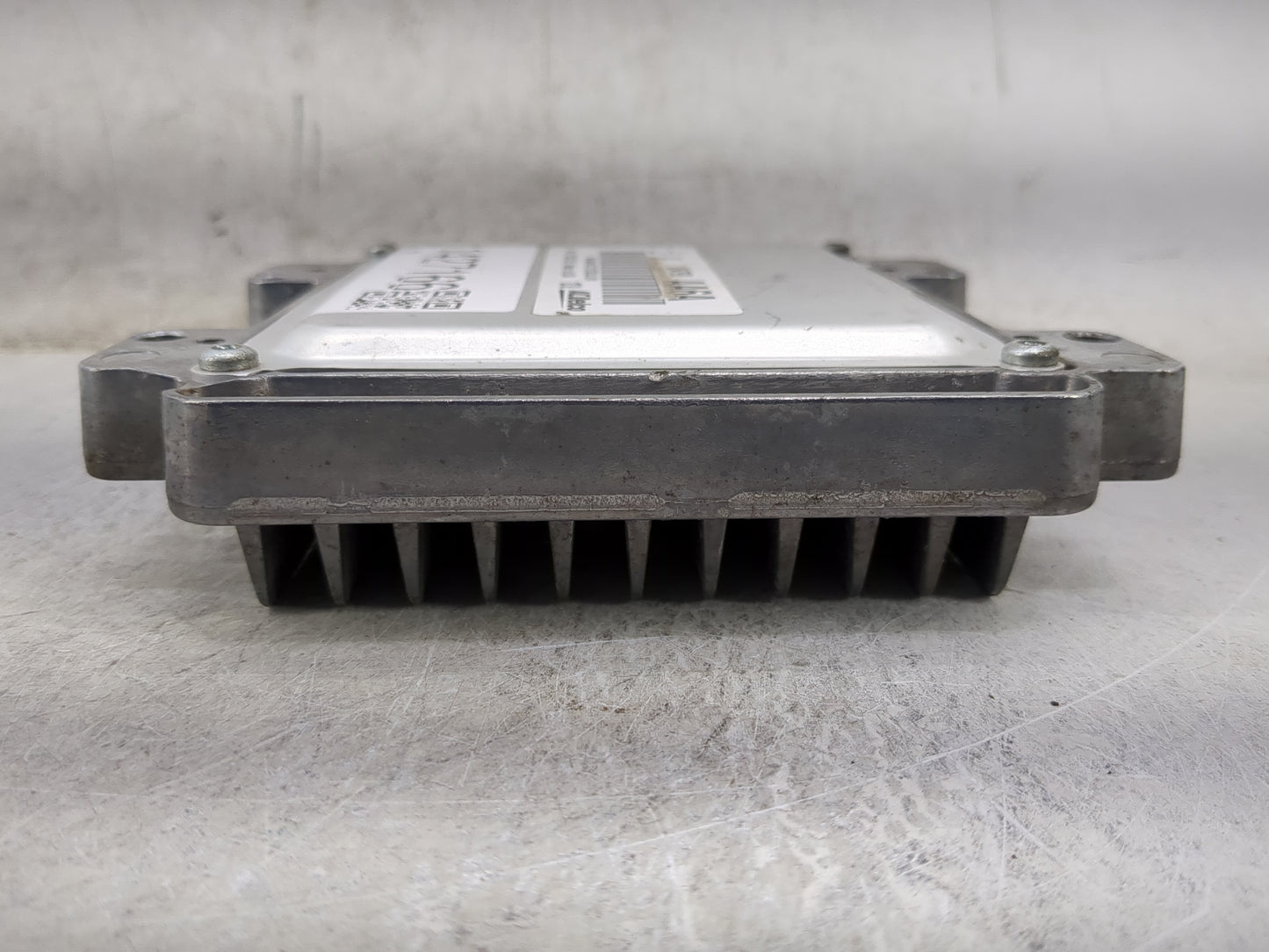 2010-2015 Chevrolet Express 2500 PCM Engine Control Computer ECU ECM PCU OEM P/N:12647990 12633238 Fits OEM Used Auto Parts 