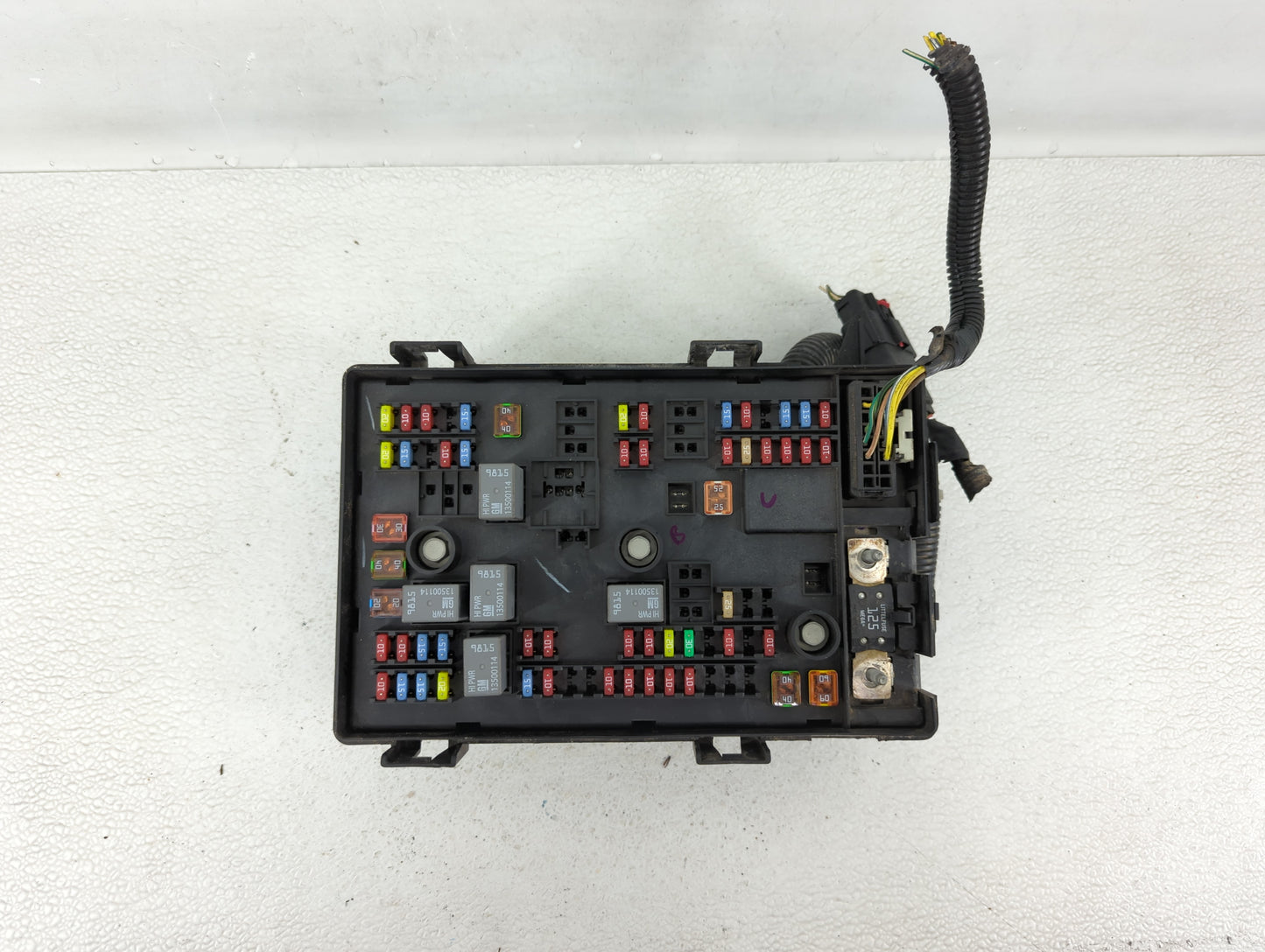 2012 Chevrolet Express 2500 Fusebox Fuse Box Panel Relay Module P/N:3B0960104 84437329, 84302104 Fits OEM Used Auto Parts - 
