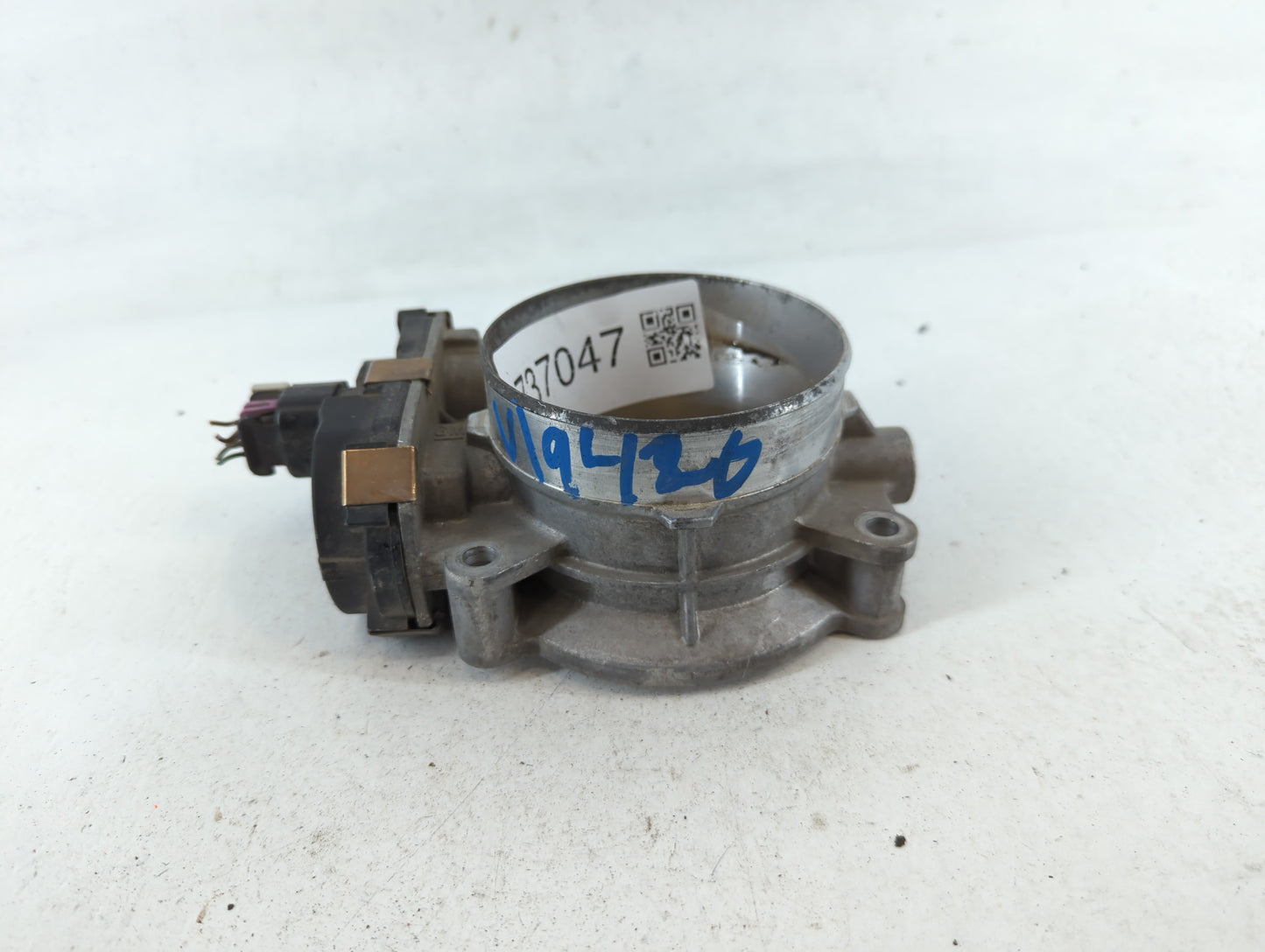2009-2015 Chevrolet Express 2500 Throttle Body P/N:RME87-3C9992 Fits Fits 2009 2010 2011 2012 2013 2014 2015 OEM Used Auto P