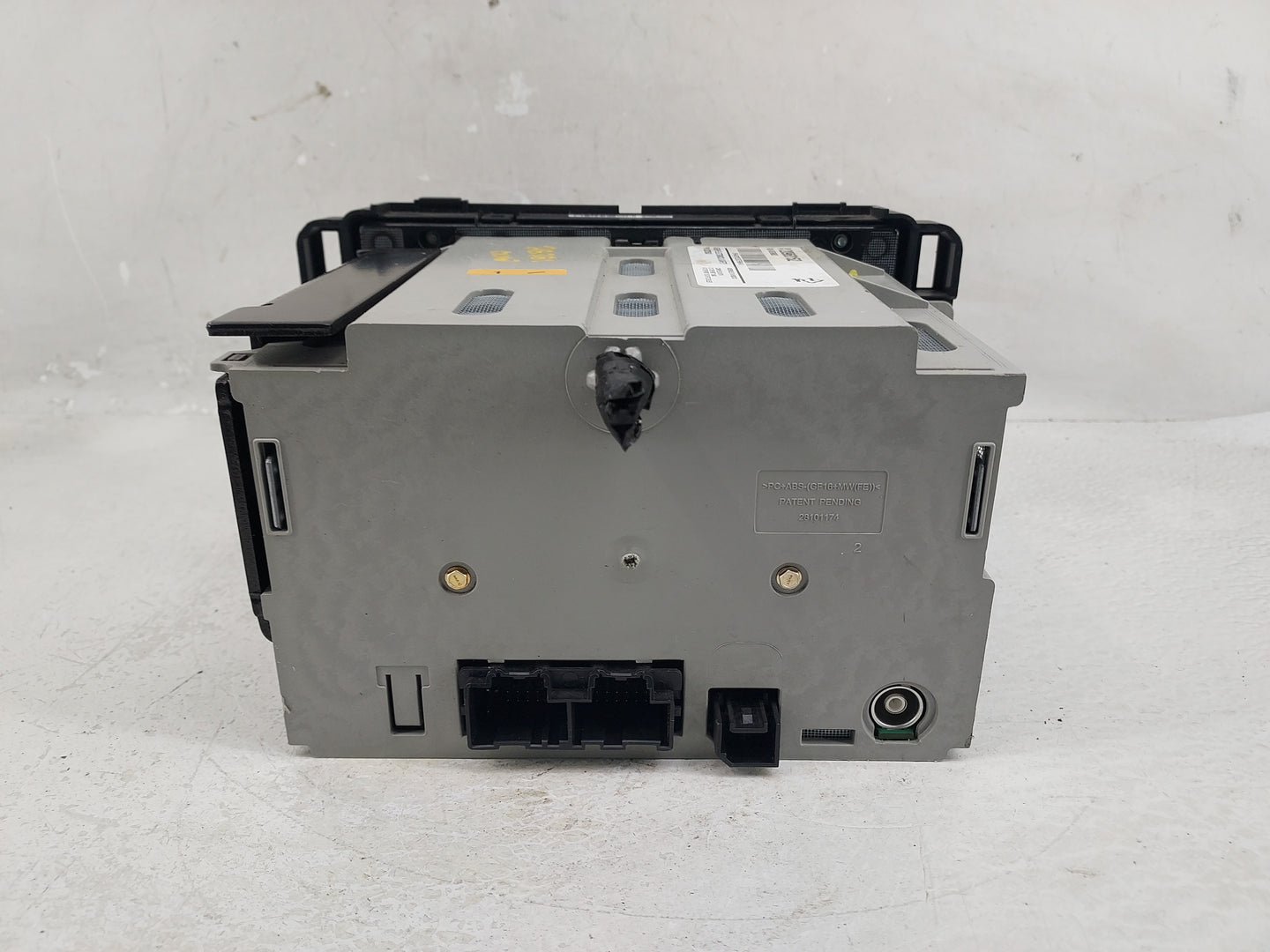 2012 Chevrolet Express 3500 Van Radio AM FM Cd Player Receiver Replacement Fits OEM Used Auto Parts - Oemusedautoparts1.com