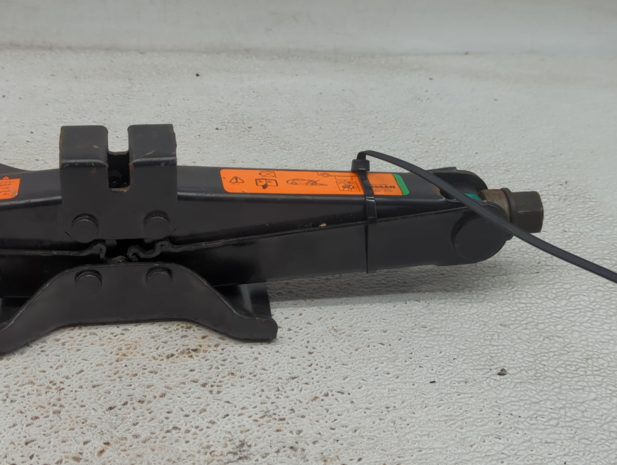 Chevrolet Impala Spare Scissor Car Jack 1067084 - Oemusedautoparts1.com