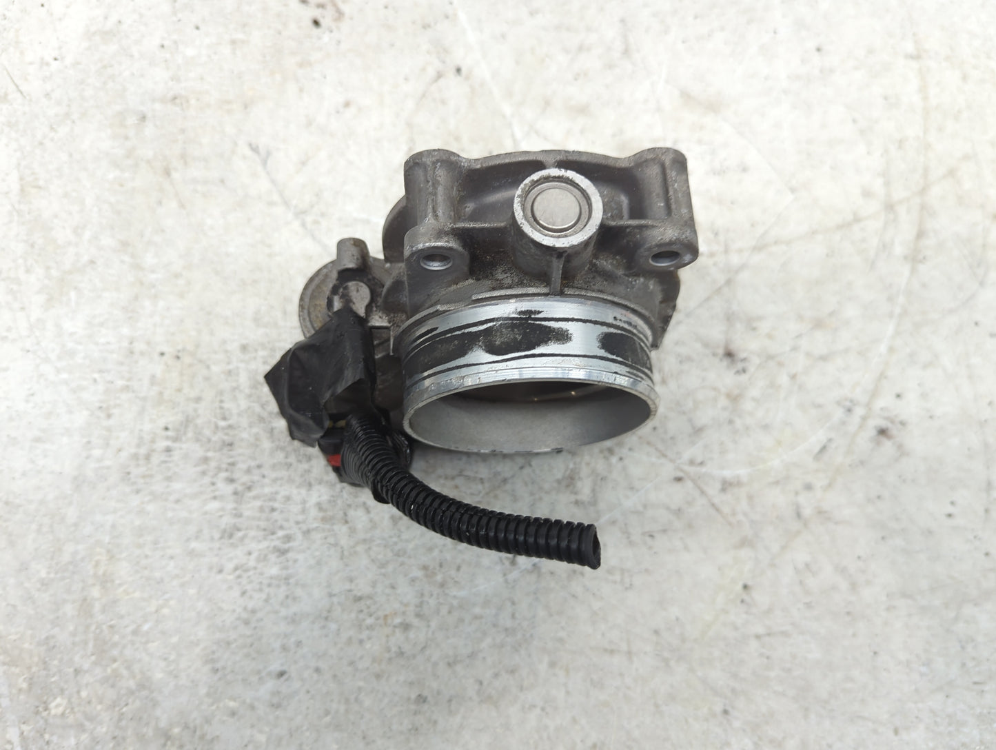 2012-2020 Chevrolet Impala Throttle Body Fits Fits 2012 2013 2014 2015 2016 2017 2018 2019 2020 2021 2022 OEM Used Auto Part