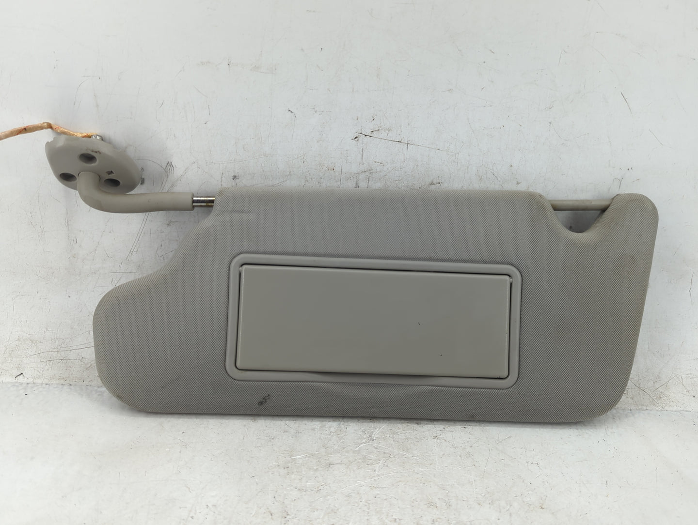2006-2016 Chevrolet Impala Sun Visor Shade Replacement Driver Left Mirror Fits OEM Used Auto Parts - Oemusedautoparts1.com