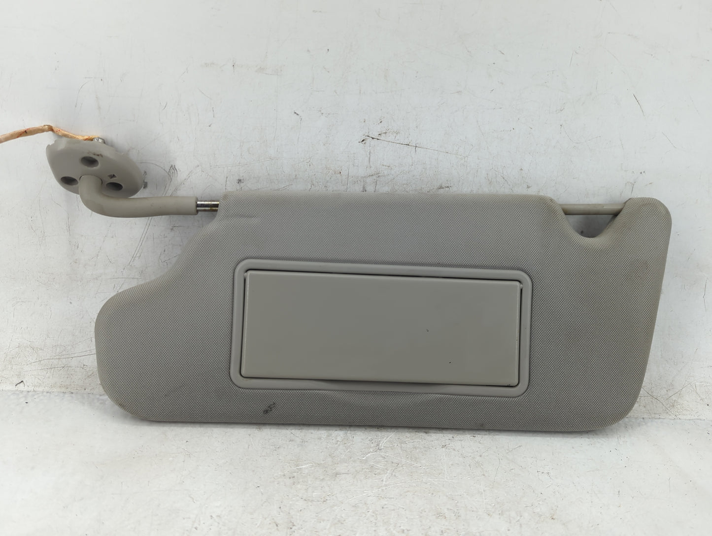 2006-2016 Chevrolet Impala Sun Visor Shade Replacement Driver Left Mirror Fits OEM Used Auto Parts - Oemusedautoparts1.com