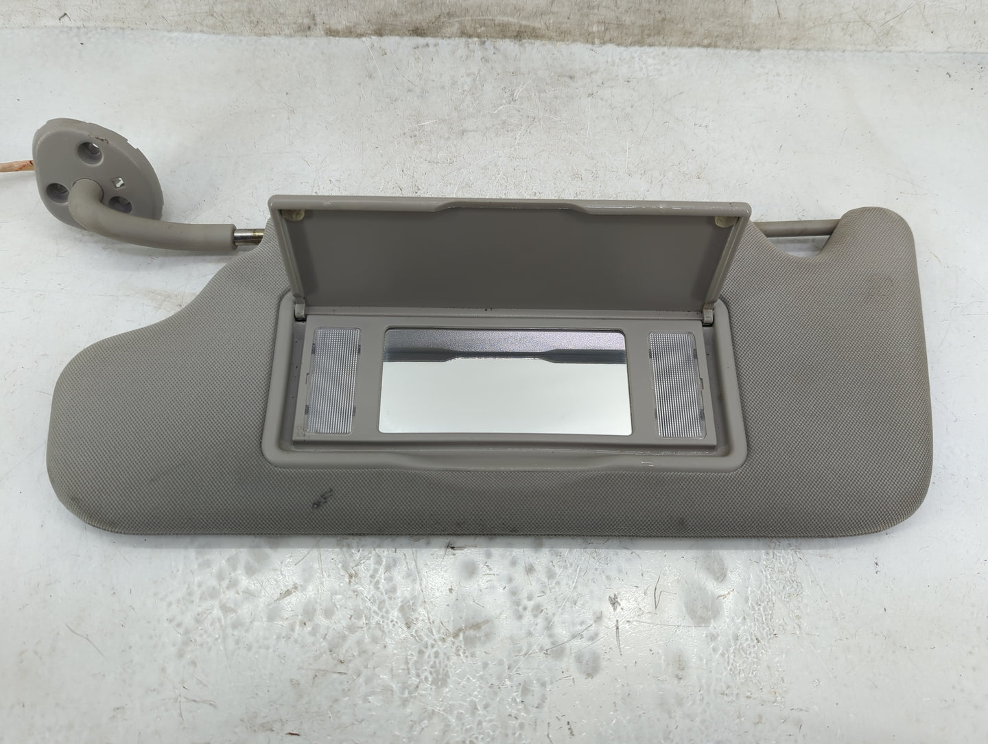 2006-2016 Chevrolet Impala Sun Visor Shade Replacement Driver Left Mirror Fits OEM Used Auto Parts - Oemusedautoparts1.com
