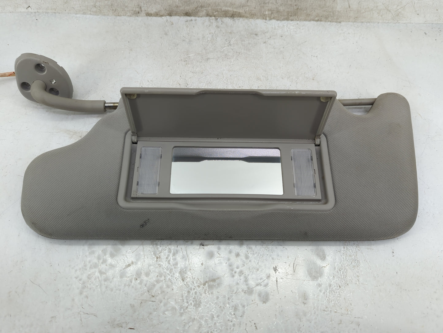 2006-2016 Chevrolet Impala Sun Visor Shade Replacement Driver Left Mirror Fits OEM Used Auto Parts - Oemusedautoparts1.com