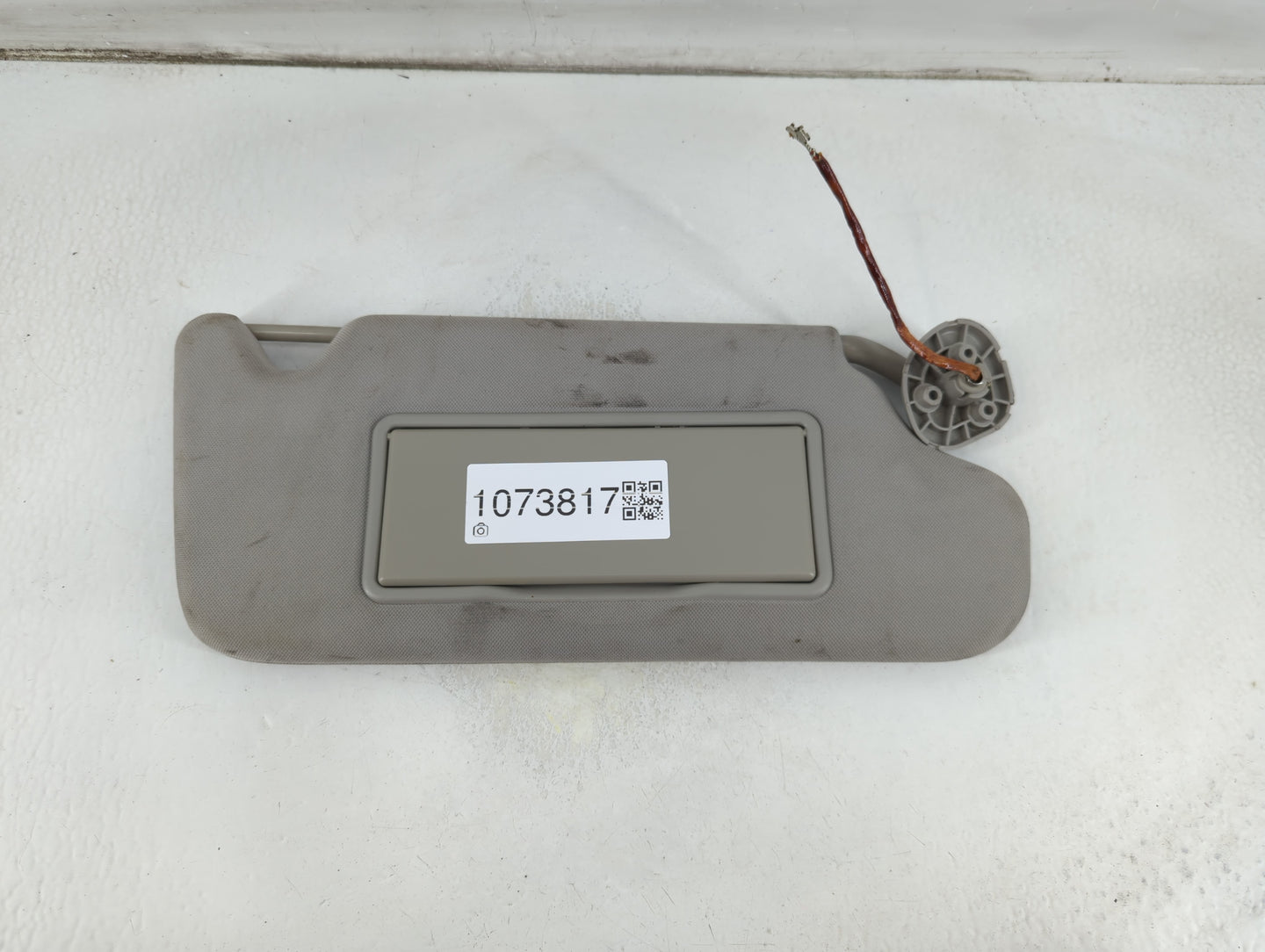 2006-2016 Chevrolet Impala Sun Visor Shade Replacement Passenger Right Mirror Fits OEM Used Auto Parts - Oemusedautoparts1.c