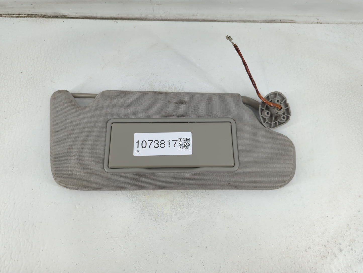 2006-2016 Chevrolet Impala Sun Visor Shade Replacement Passenger Right Mirror Fits OEM Used Auto Parts - Oemusedautoparts1.c