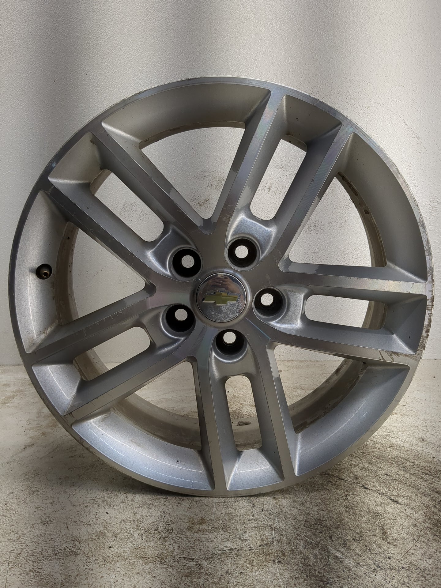 2008-2016 Chevrolet Impala Oem Wheel Rim - Oemusedautoparts1.com