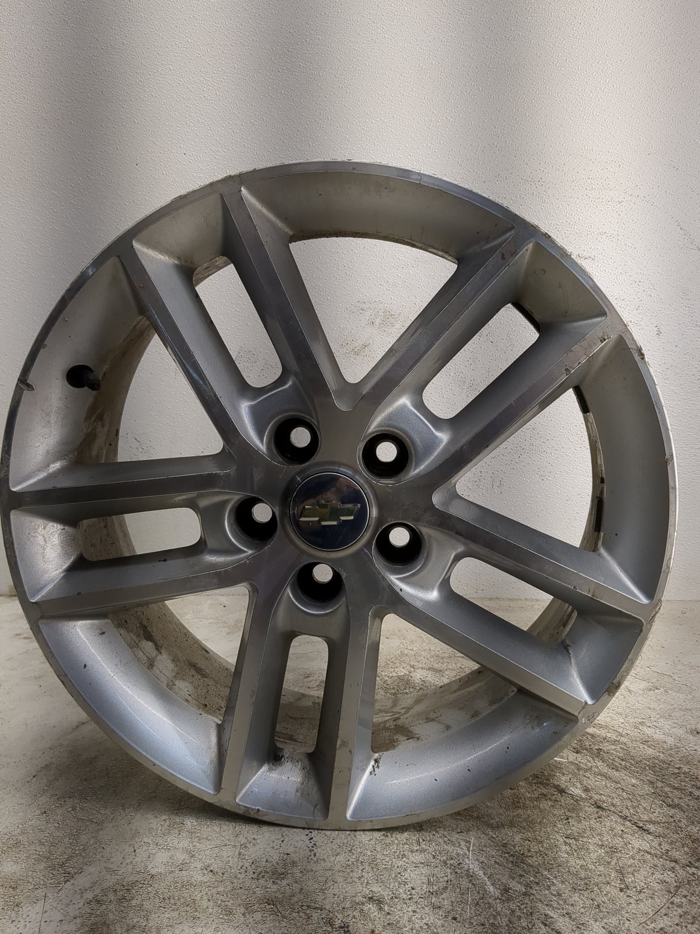 2008-2016 Chevrolet Impala Oem Wheel Rim - Oemusedautoparts1.com