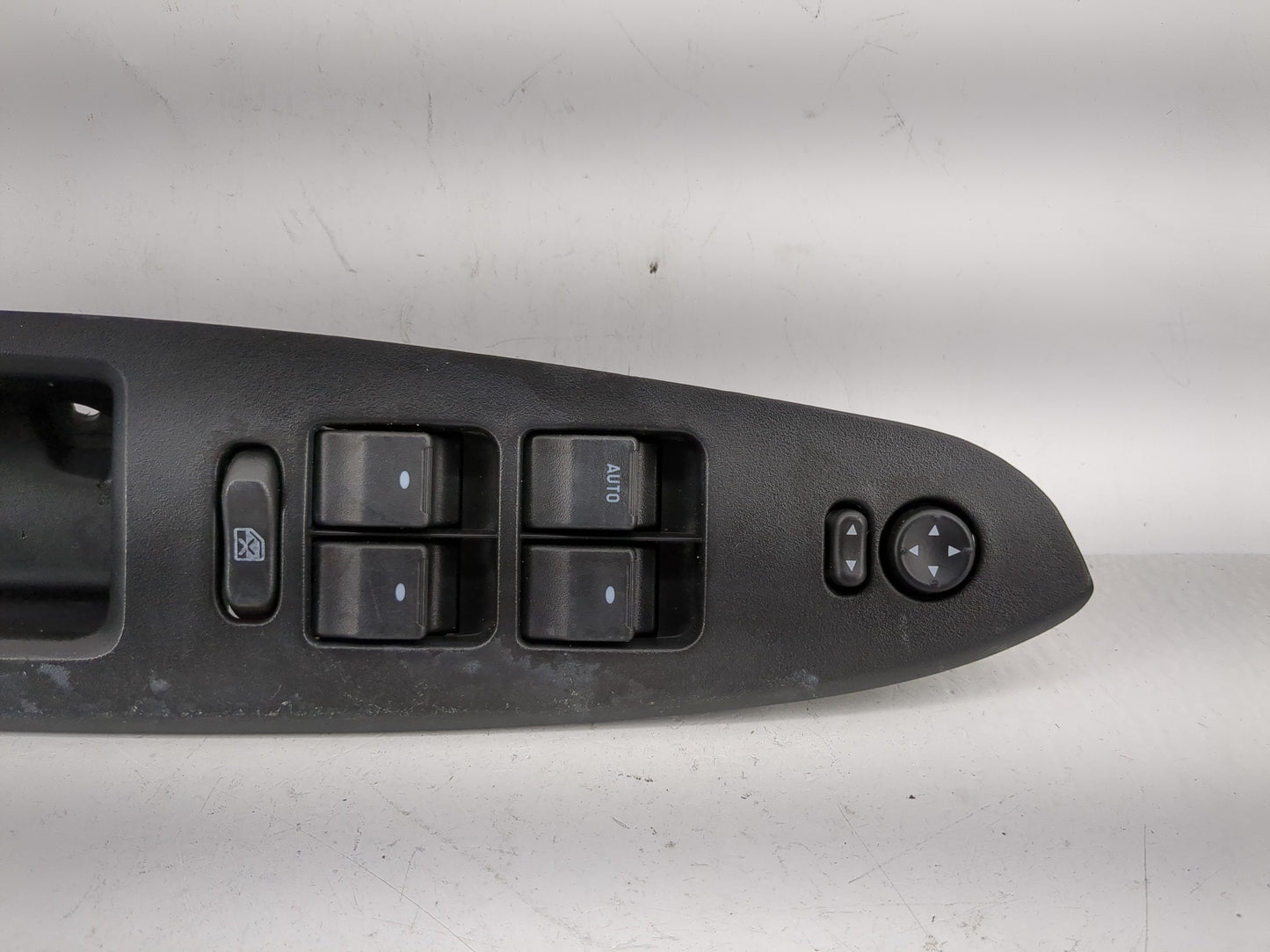 2009-2016 Chevrolet Impala Master Power Window Switch Replacement Driver Side Left P/N:25828893 Fits OEM Used Auto Parts - O