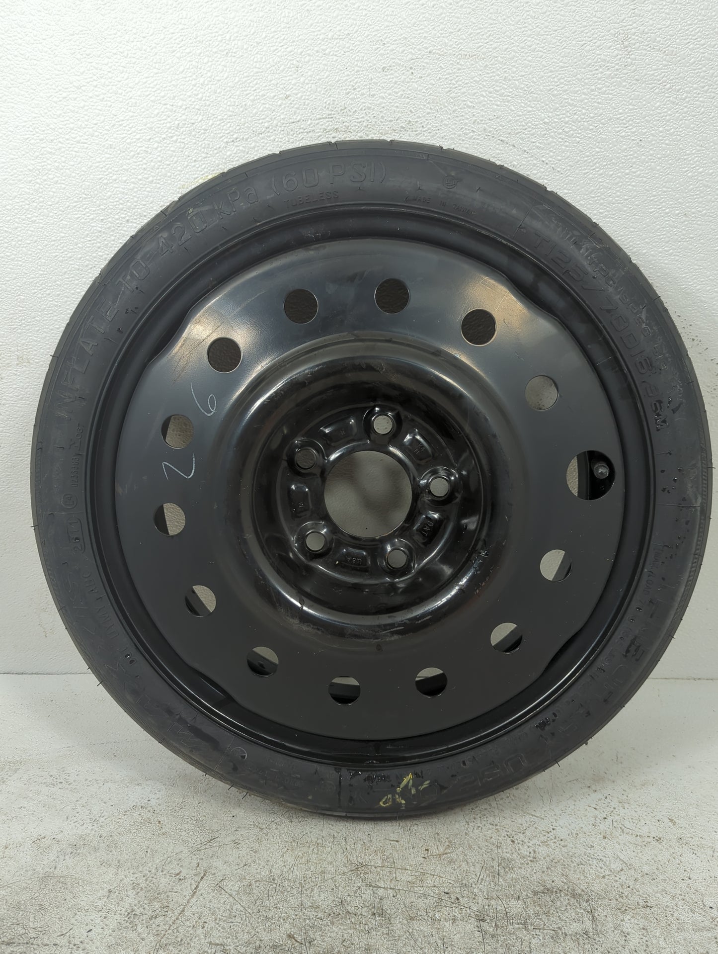 2012-2016 Chevrolet Impala Spare Donut Tire Wheel Rim Oem 1236022 - Oemusedautoparts1.com