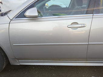 compare product 2006-2016 Chevrolet Impala Driver Front Door Oem 1239192