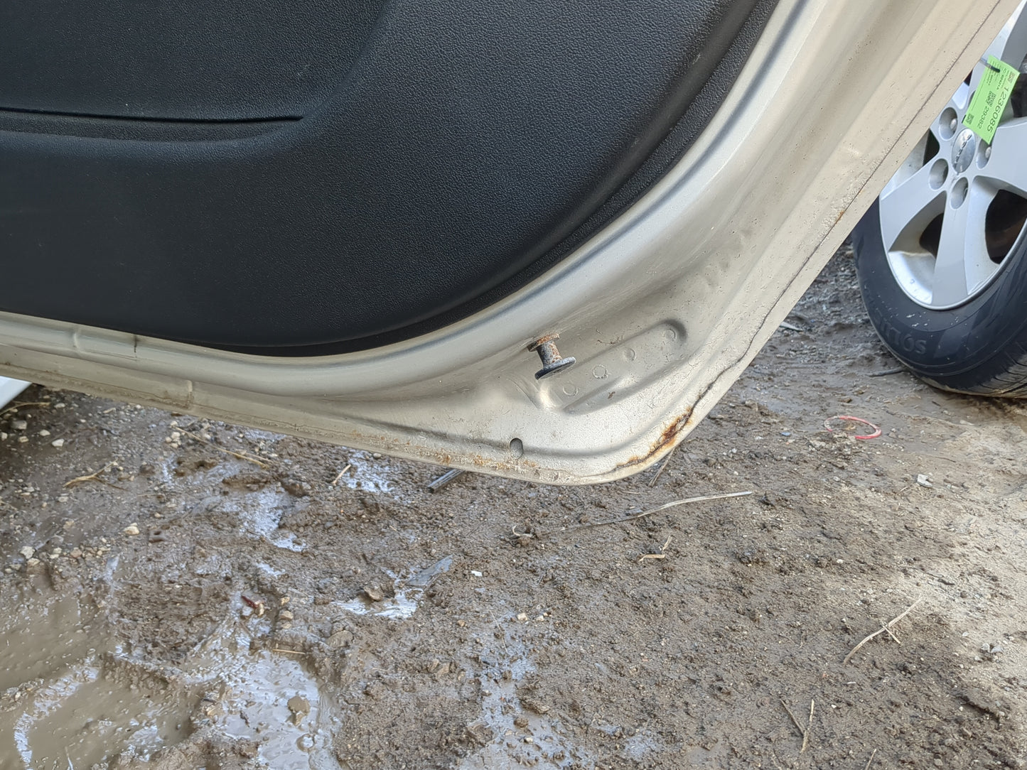 2006-2016 Chevrolet Impala Passenger Rear Door Oem - Oemusedautoparts1.com