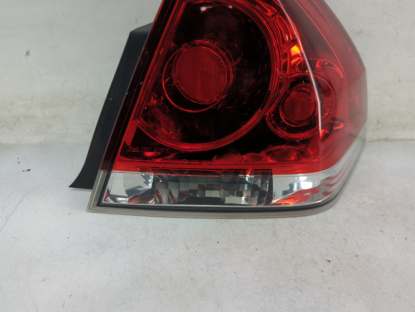 2006-2016 Chevrolet Impala Tail Light Assembly Passenger Right OEM Fits OEM Used Auto Parts - Oemusedautoparts1.com