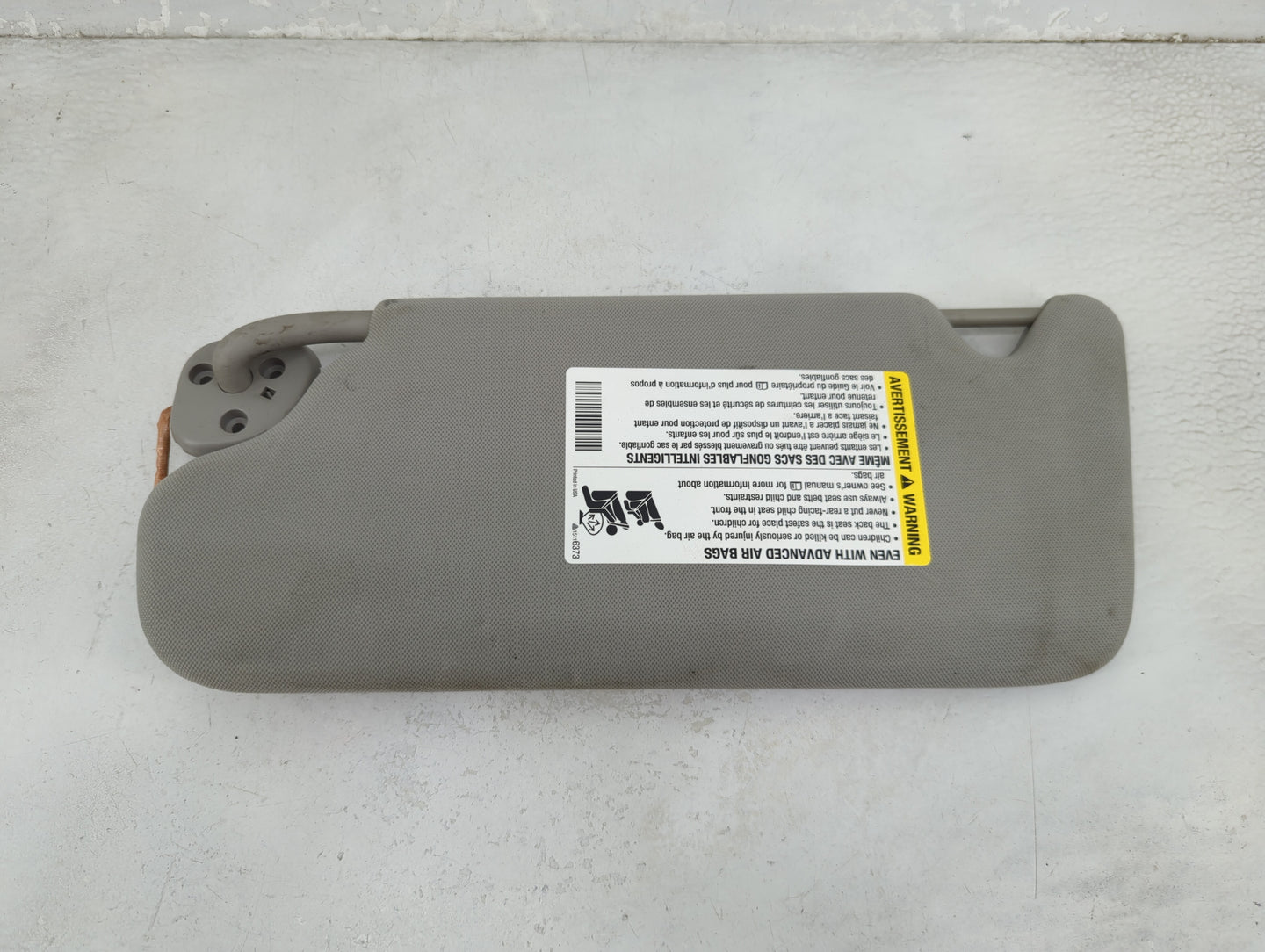 2006-2016 Chevrolet Impala Sun Visor Shade Replacement Driver Left Mirror Fits OEM Used Auto Parts - Oemusedautoparts1.com