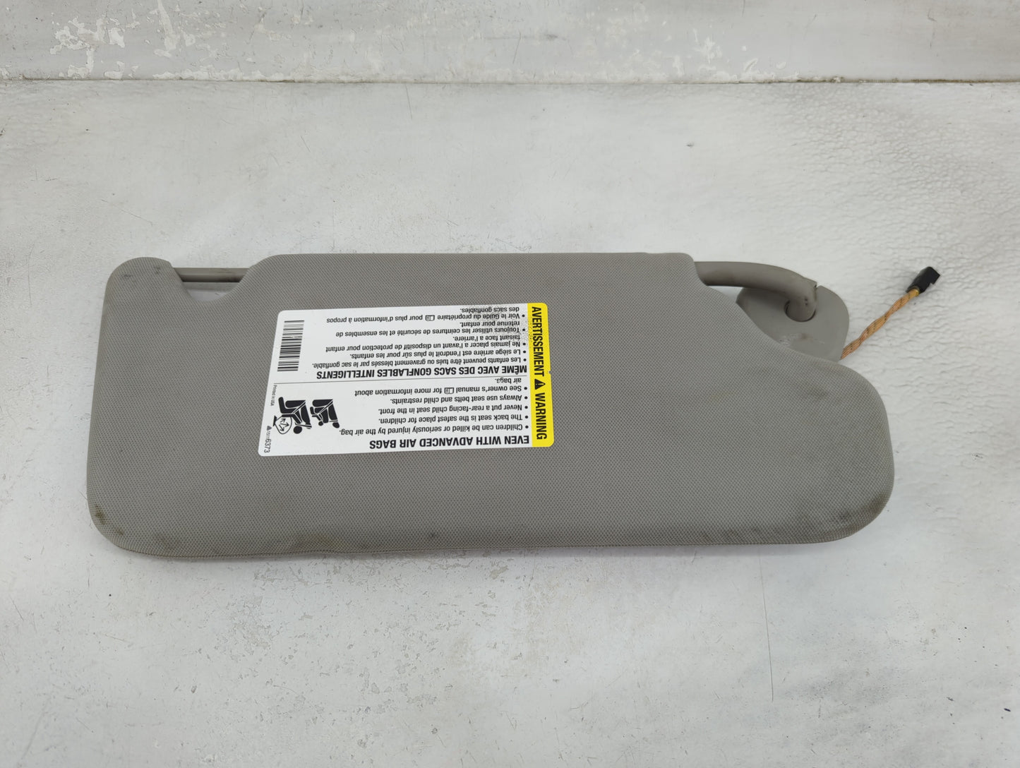 2006-2016 Chevrolet Impala Sun Visor Shade Replacement Passenger Right Mirror Fits OEM Used Auto Parts - Oemusedautoparts1.c
