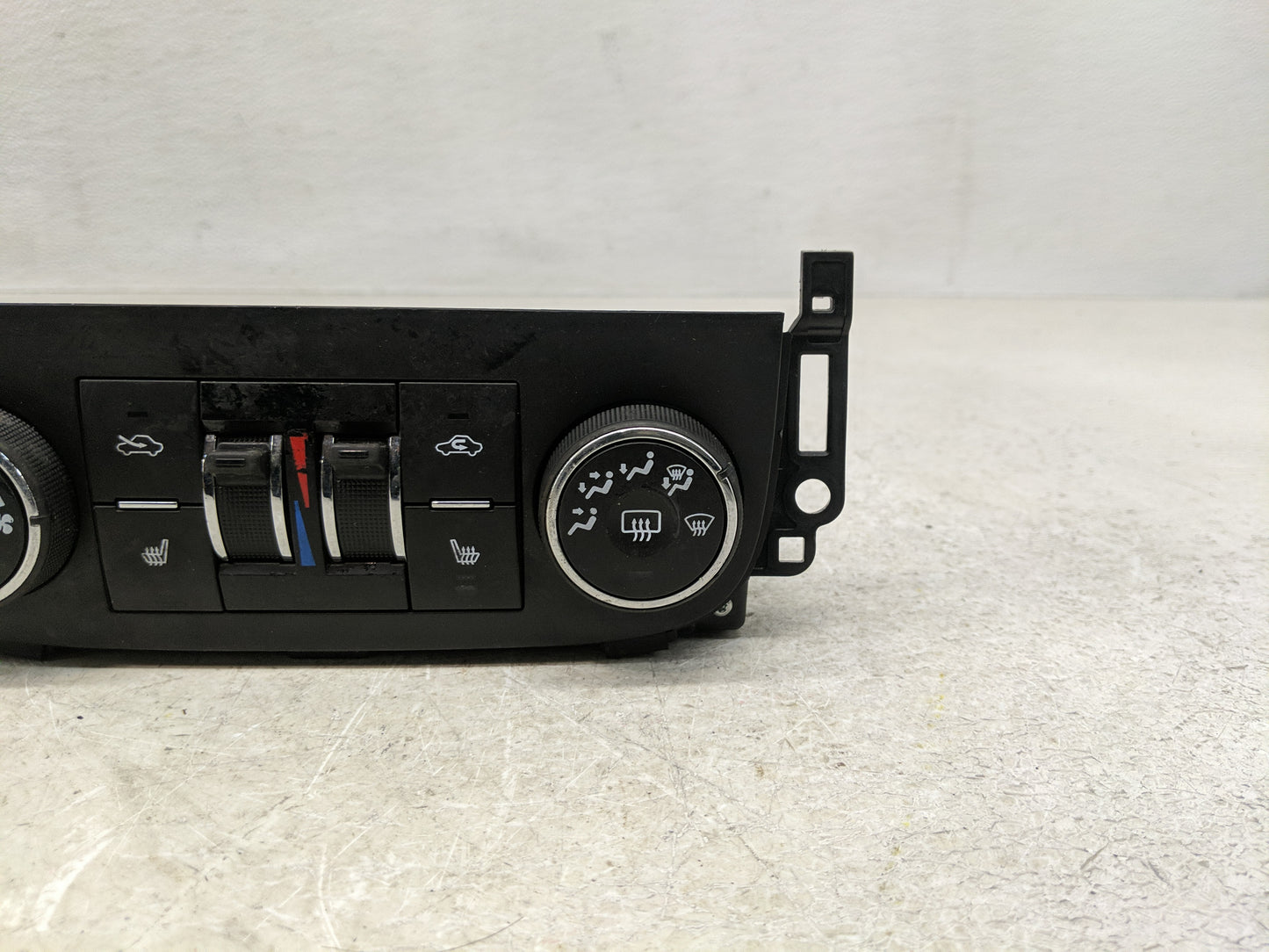 2012-2016 Chevrolet Impala Climate Control Module Temperature AC/Heater Replacement P/N:20897158 Fits OEM Used Auto Parts - 
