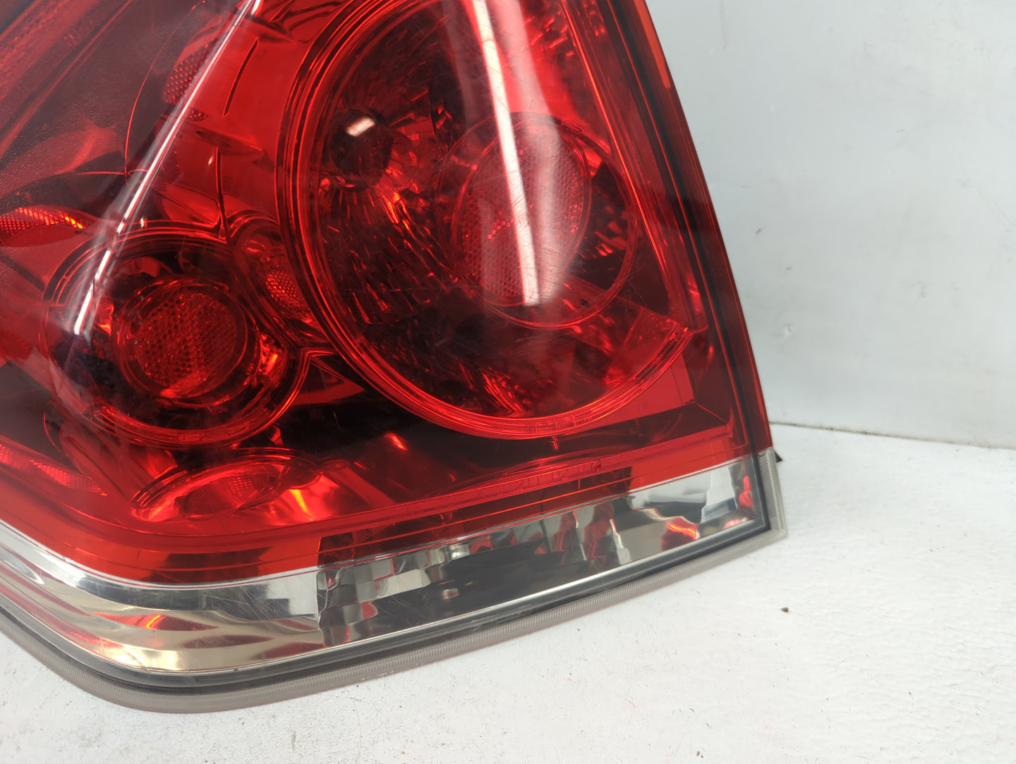 2006-2016 Chevrolet Impala Tail Light Assembly Driver Left OEM P/N:25971597 Fits OEM Used Auto Parts - Oemusedautoparts1.com