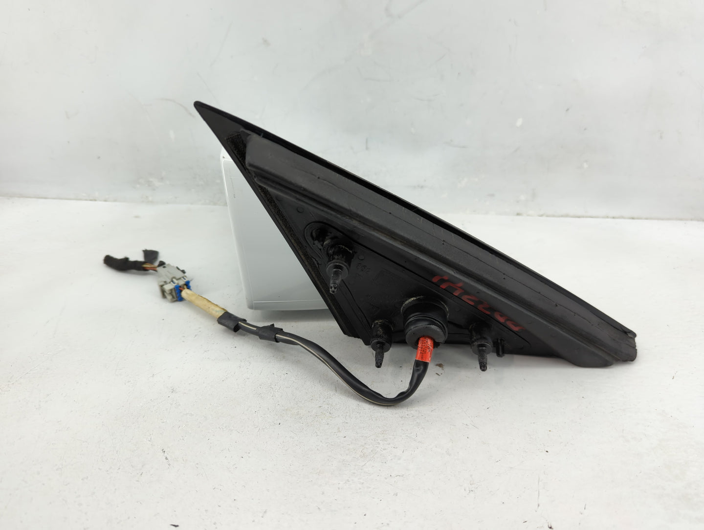2006-2016 Chevrolet Impala Driver Side View Mirror - Left Door Mirror OEM Used - Oemusedautoparts1.com