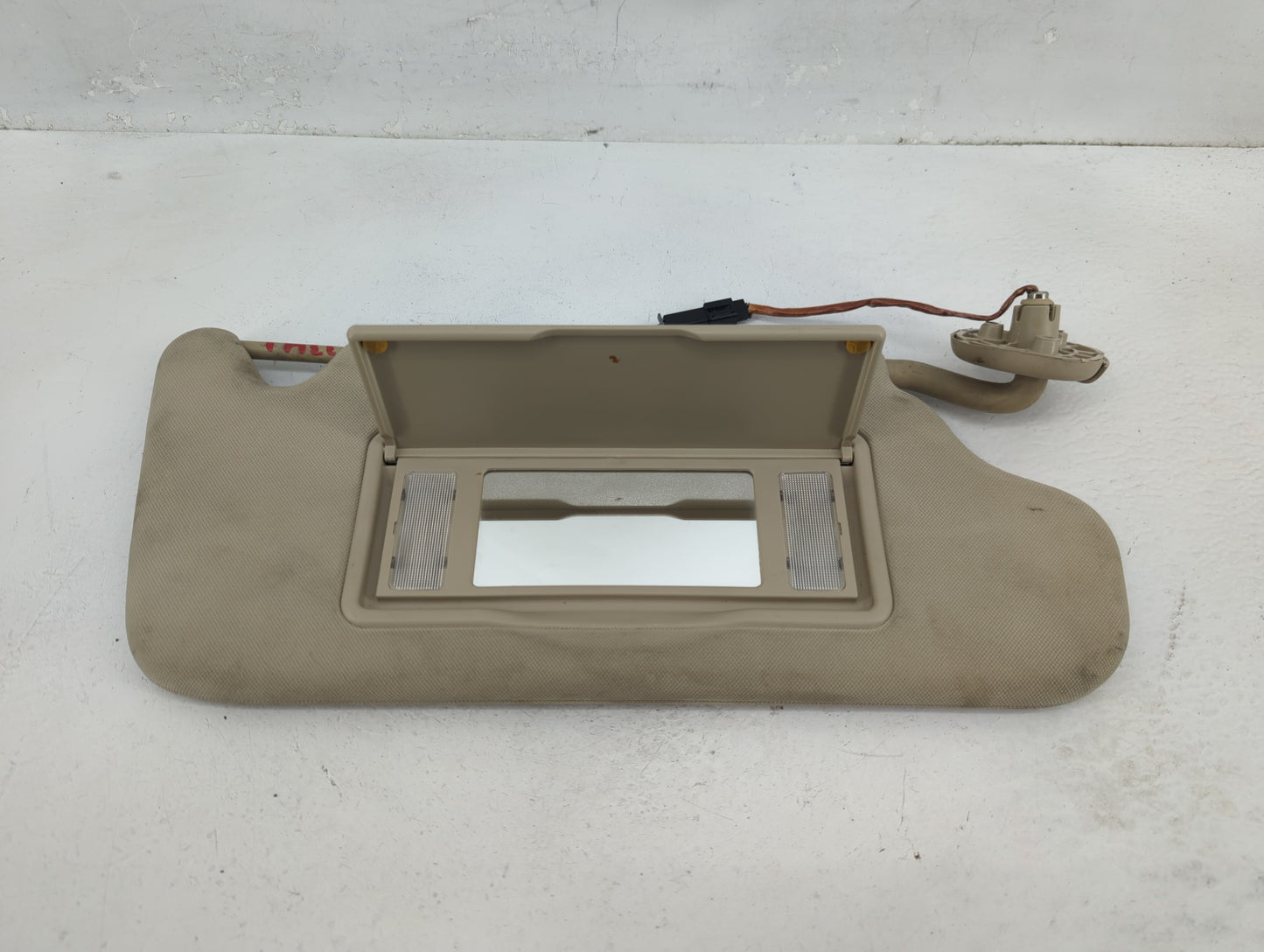 2006-2016 Chevrolet Impala Sun Visor Shade Replacement Passenger Right Mirror Fits OEM Used Auto Parts - Oemusedautoparts1.c