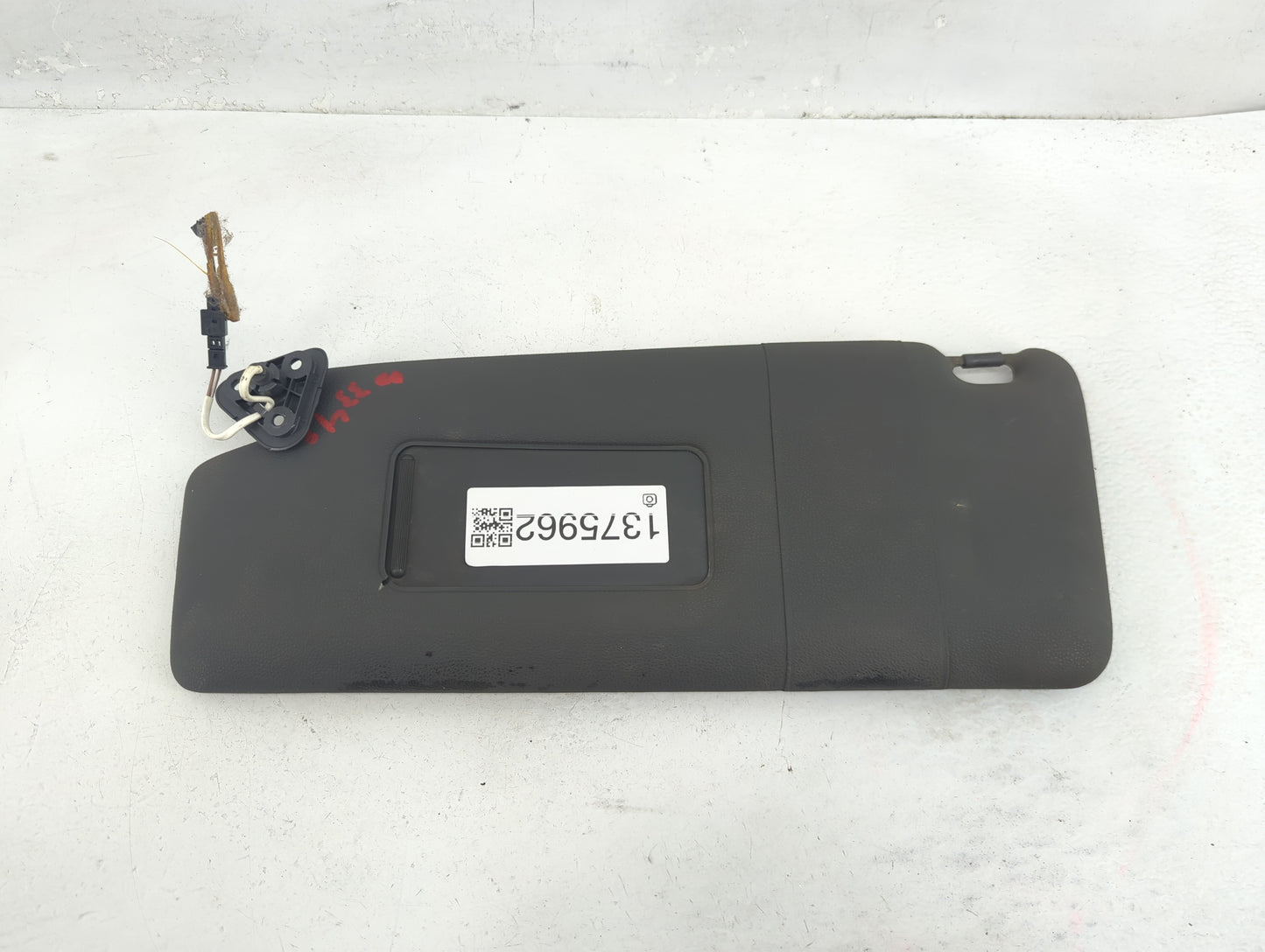 2006-2016 Chevrolet Impala Sun Visor Shade Replacement Driver Left Mirror Fits OEM Used Auto Parts - Oemusedautoparts1.com